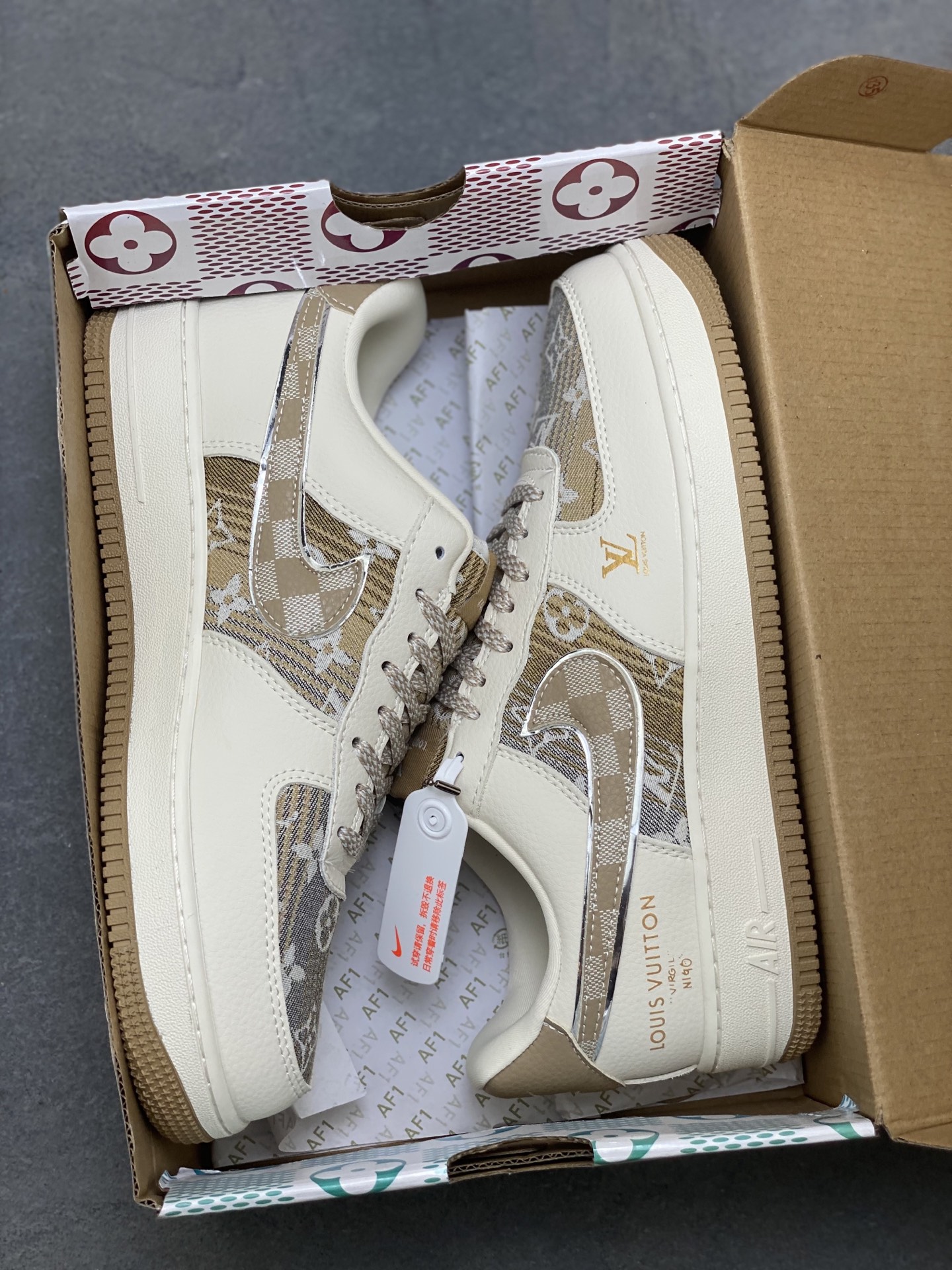 Nike Air Force 1 '07 Low Louis Vuitton Custom Sneakers Limited Edition 10 i1757434270551 7692 0 8