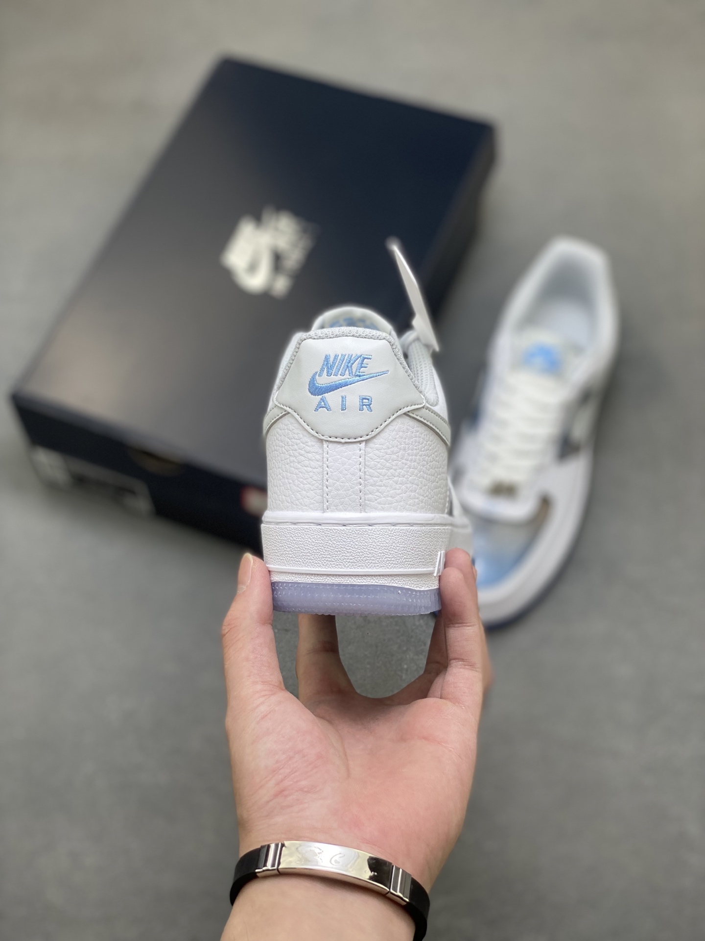 Nike Air Force 1 '07 Low White/Blue Casual Lifestyle Sneakers IB5724-100 5 i1757434358733 6025 0 3