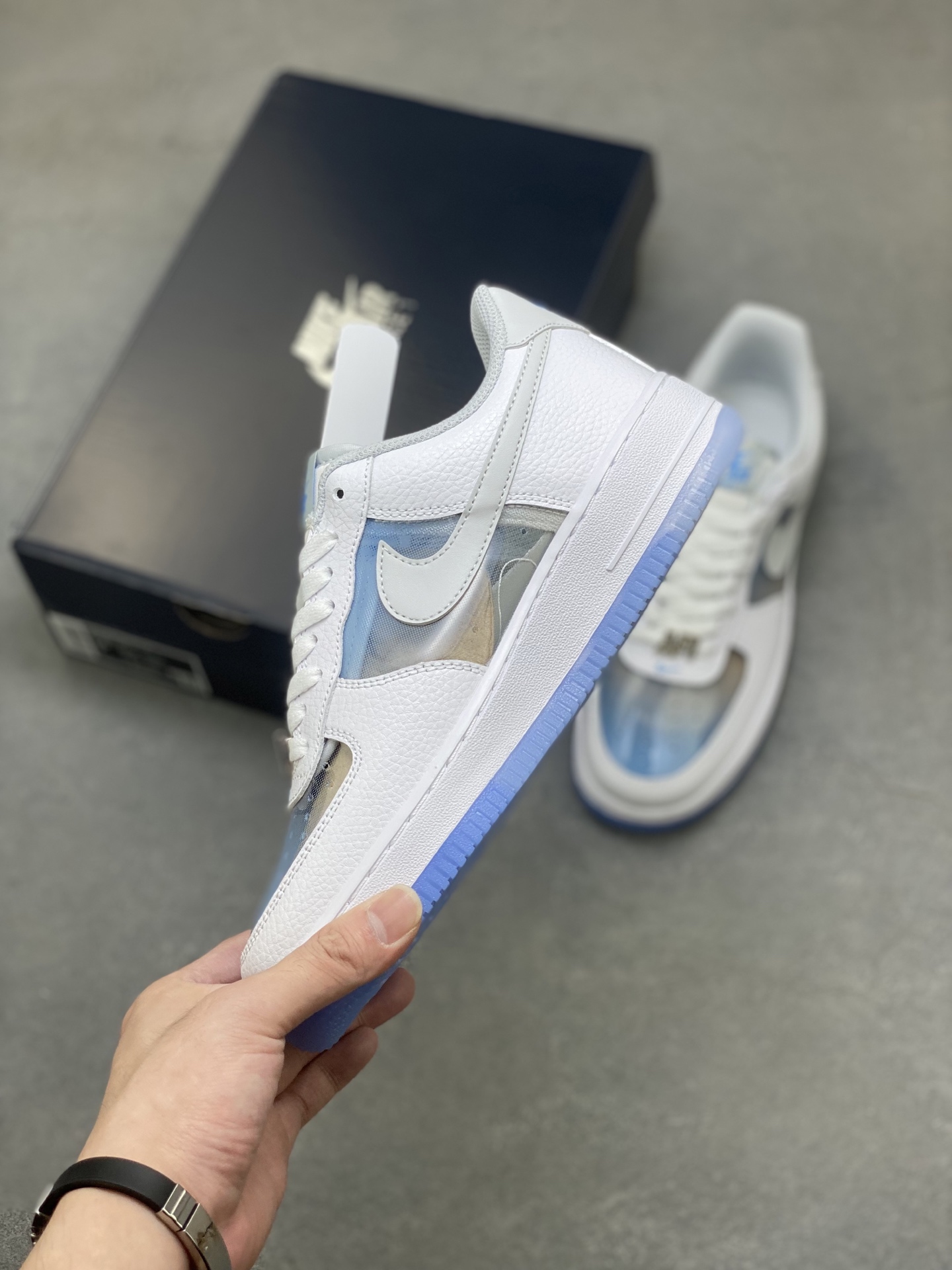 Nike Air Force 1 '07 Low White/Blue Casual Lifestyle Sneakers IB5724-100 4 i1757434358750 650 0 2