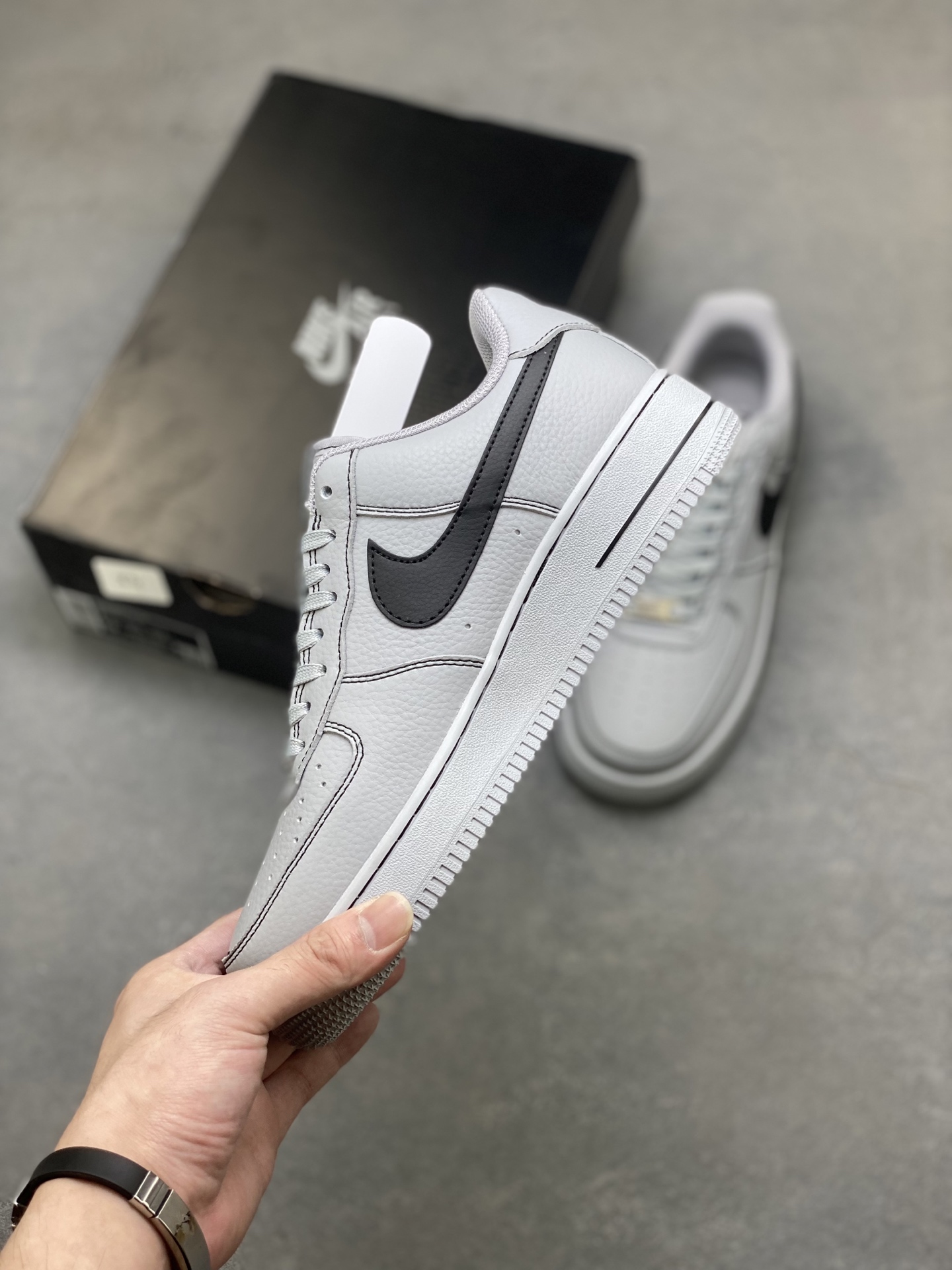 NIke Air Force 1 '07 Low Grey Black Stitching Casual Sneakers - Limited Edition 4 i1757434410318 8927 0 2