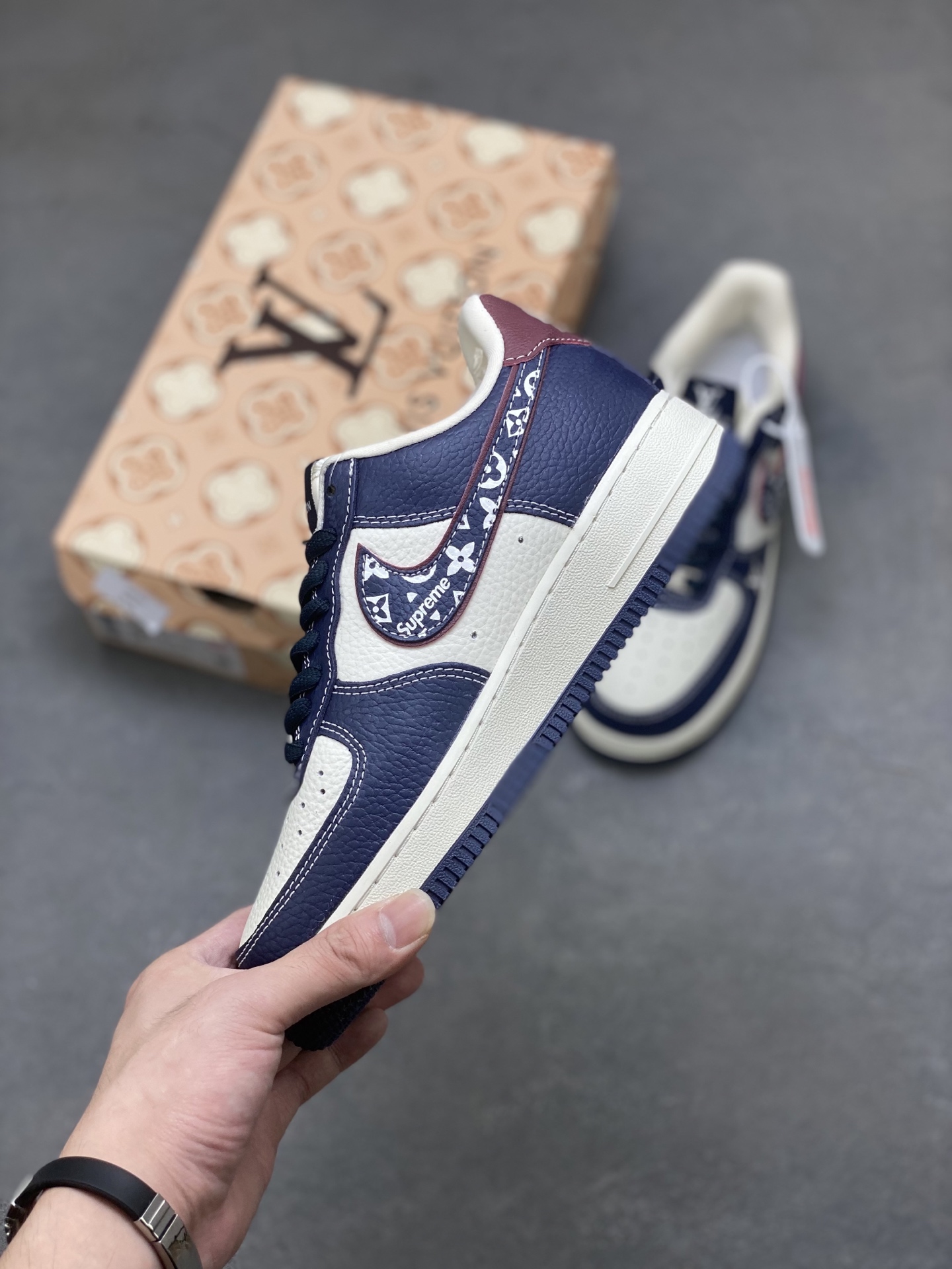 Nike Air Force 1 '07 Low Louis Vuitton Supreme Navy Leather Sneakers 4 i1757692962325 7727 0 2