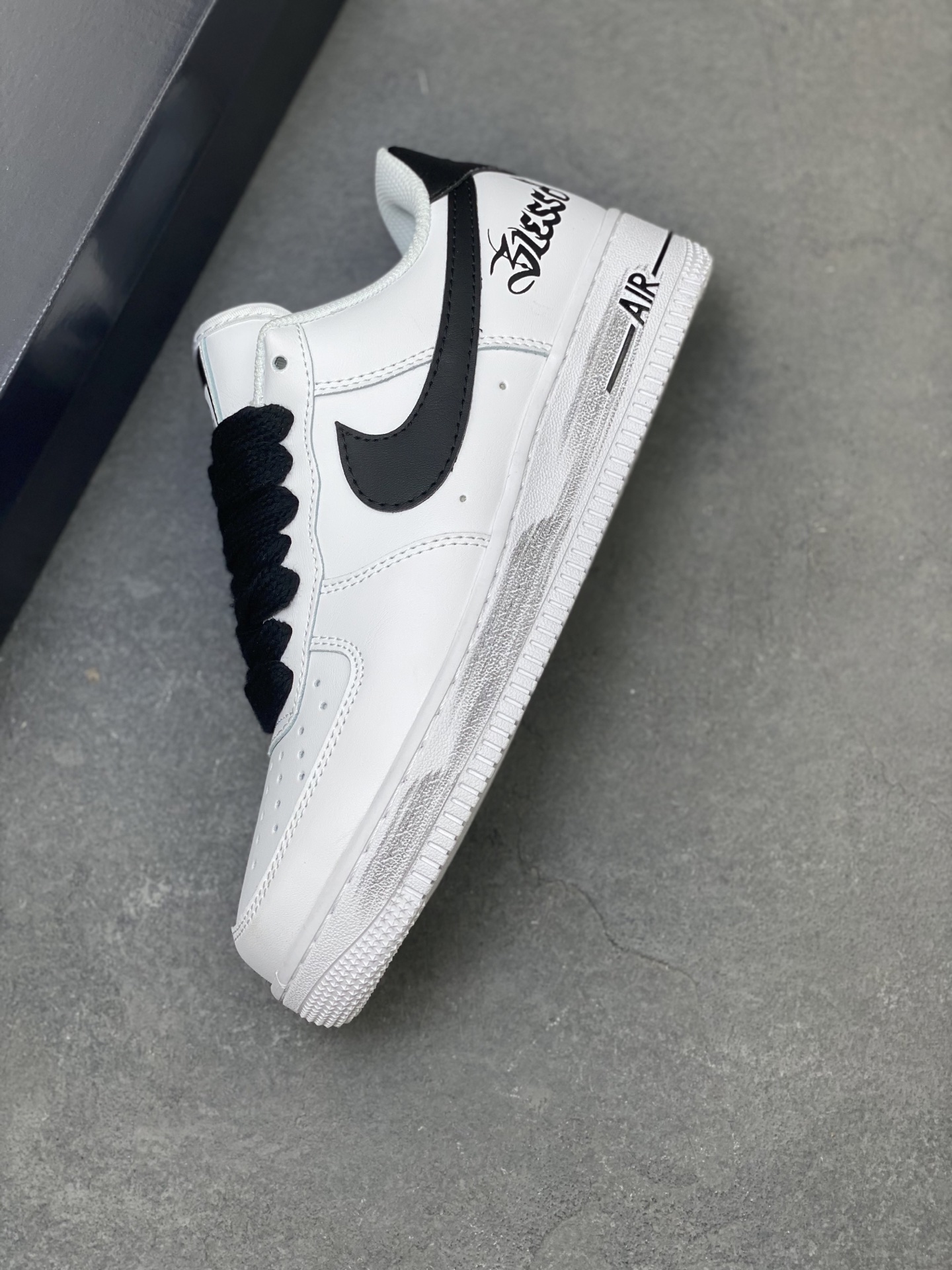 Nike Air Force 1 '07 Low White/Black Leather Sneakers IB6388-001 8 i1757779573918 4104 0 6