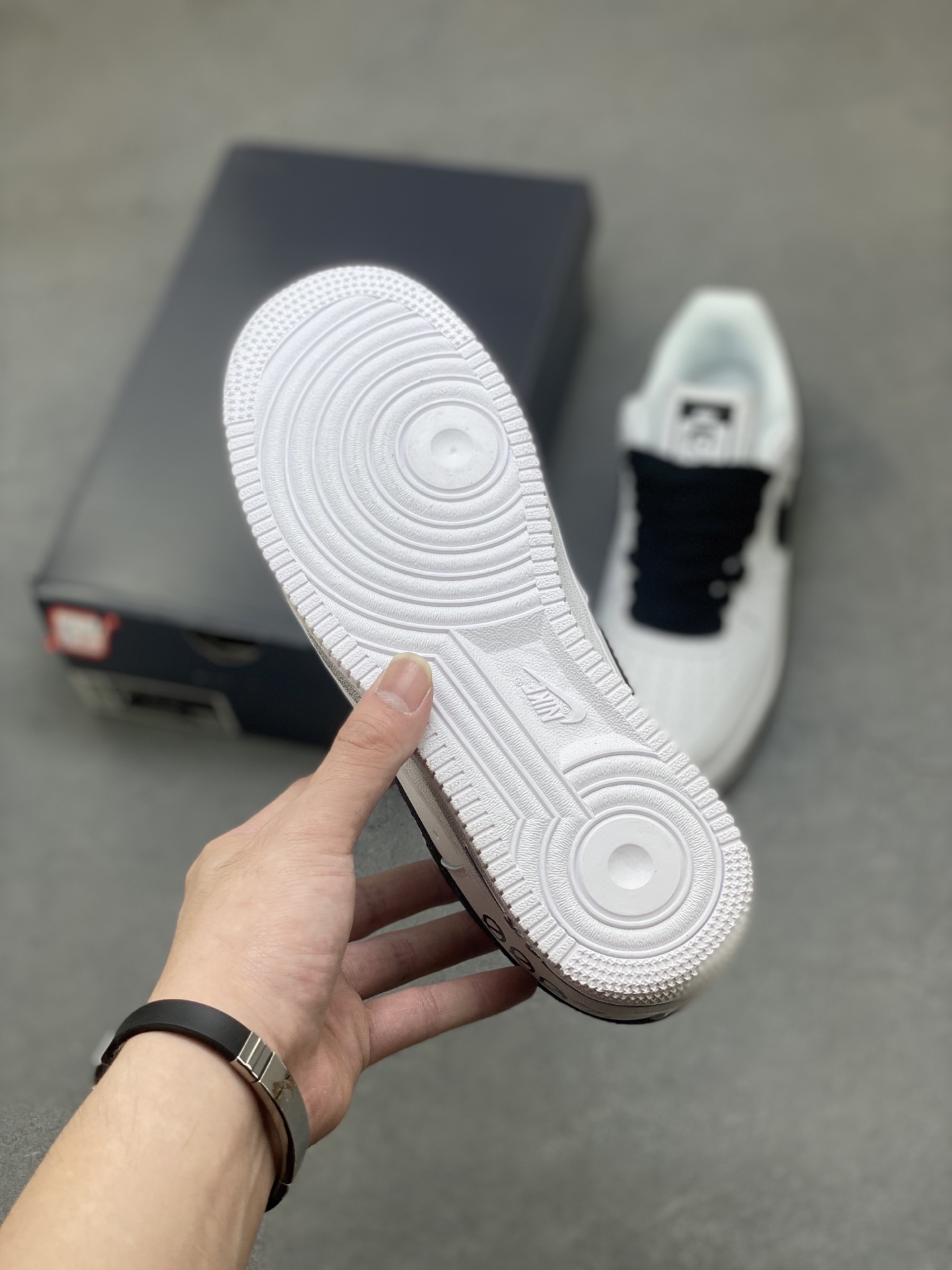 Nike Air Force 1 '07 Low White/Black Leather Sneakers IB6388-001 7 i1757779576019 6643 0 5