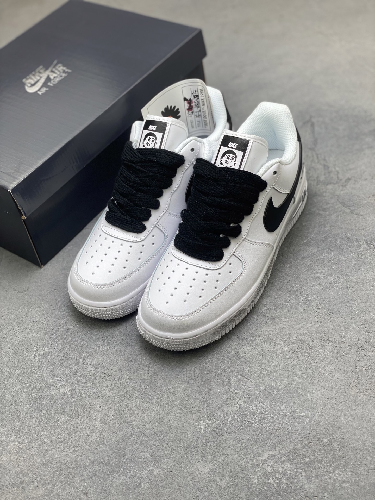 Nike Air Force 1 '07 Low White/Black Leather Sneakers IB6388-001 9 i1757779576099 1331 0 7