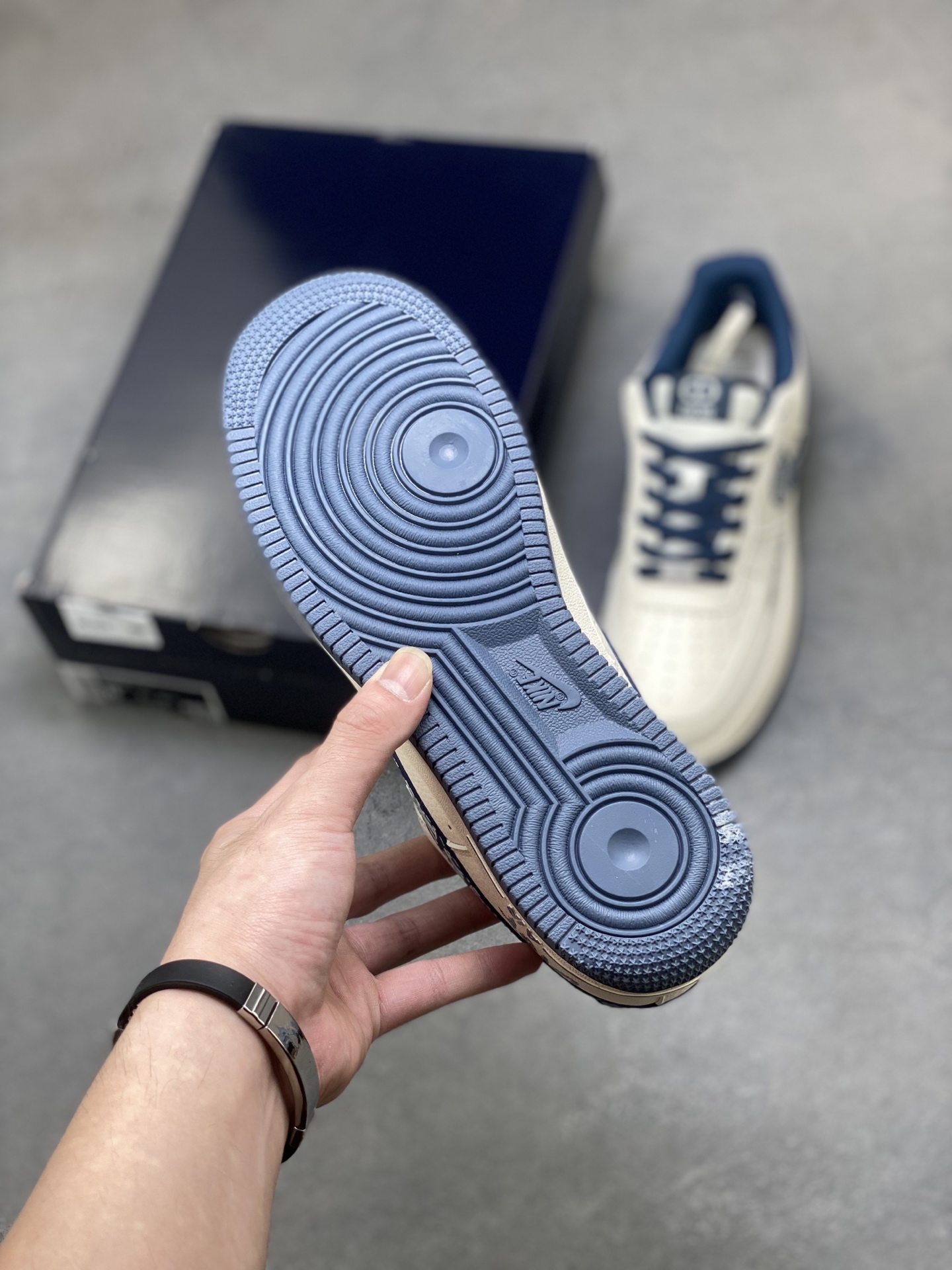 Nike Air Force 1 '07 Low Christian Dior Limited Edition Sneakers 7 i1757779687216 7756 0 5