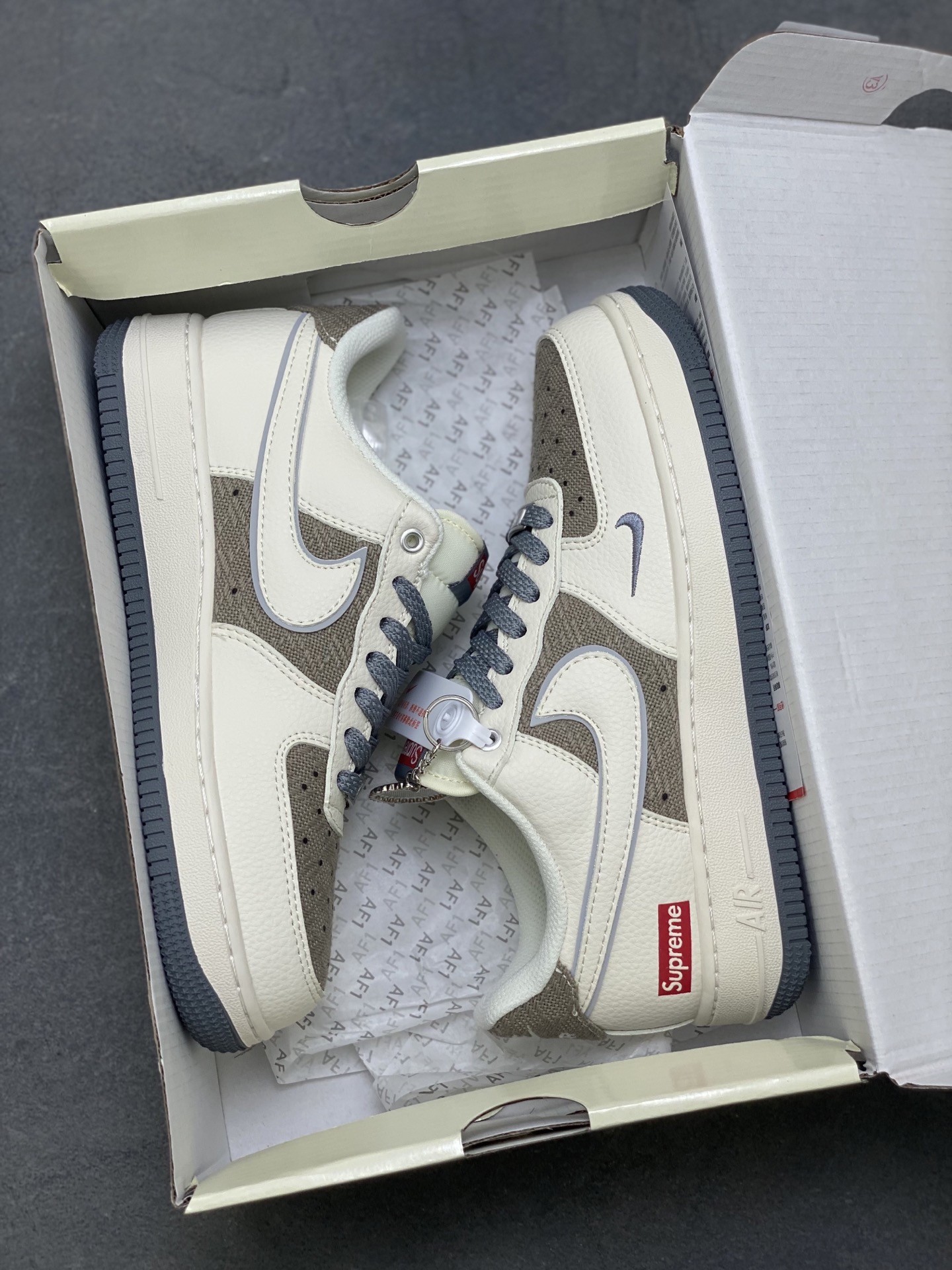 Nike Air Force 1 '07 Low Sneakers Limited Edition - Supreme Collaboration 9 i1757779734254 6415 0 8
