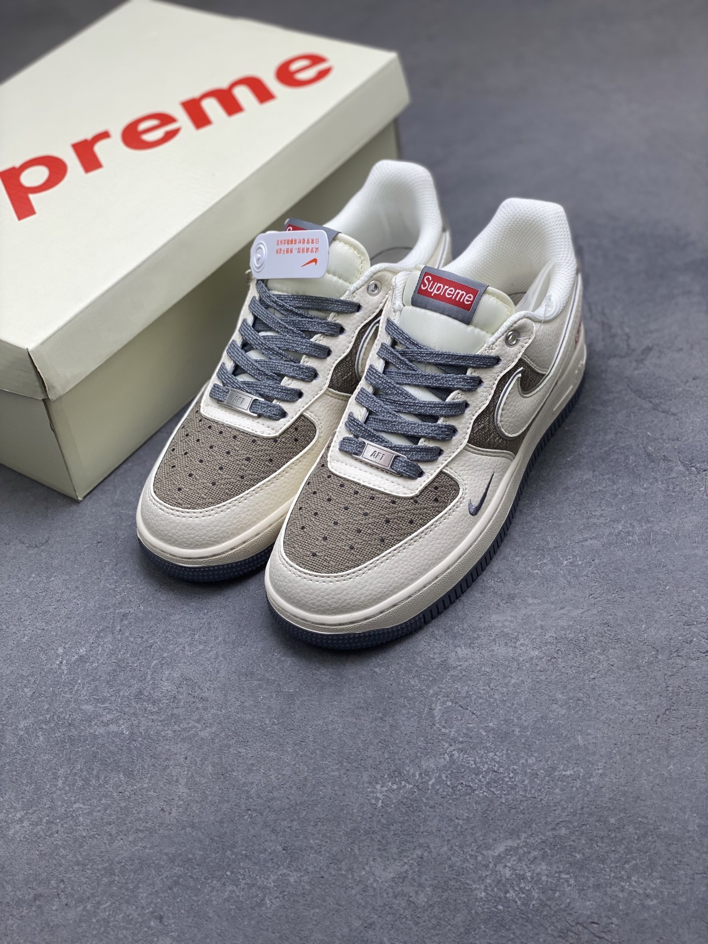 Nike Air Force 1 '07 Low Sneakers Limited Edition - Supreme Collaboration 8 i1757779734375 7168 0 7