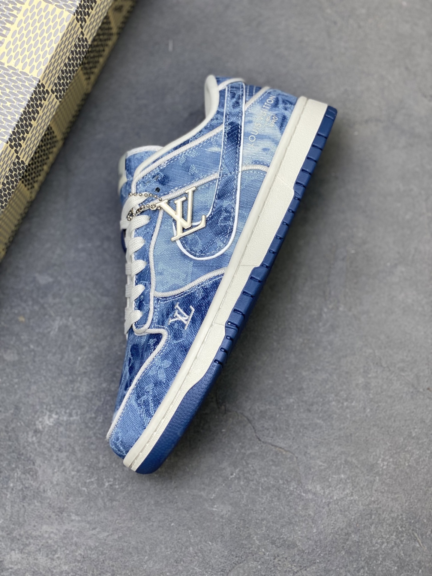 Nike SB Dunk Low Anniversary Custom Casual Sneakers - Limited Edition 8 i1757780455738 6750 0 6