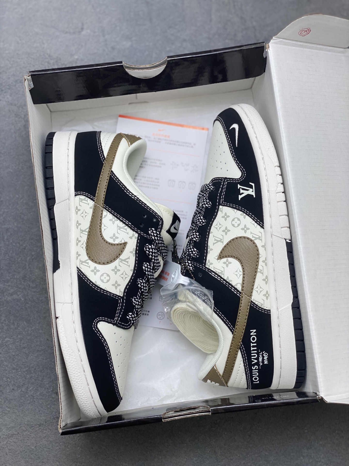 Nike SB Dunk Low Louis Vuitton Custom Sneakers - Limited Edition Style 9 i1757780594849 1801 0 8
