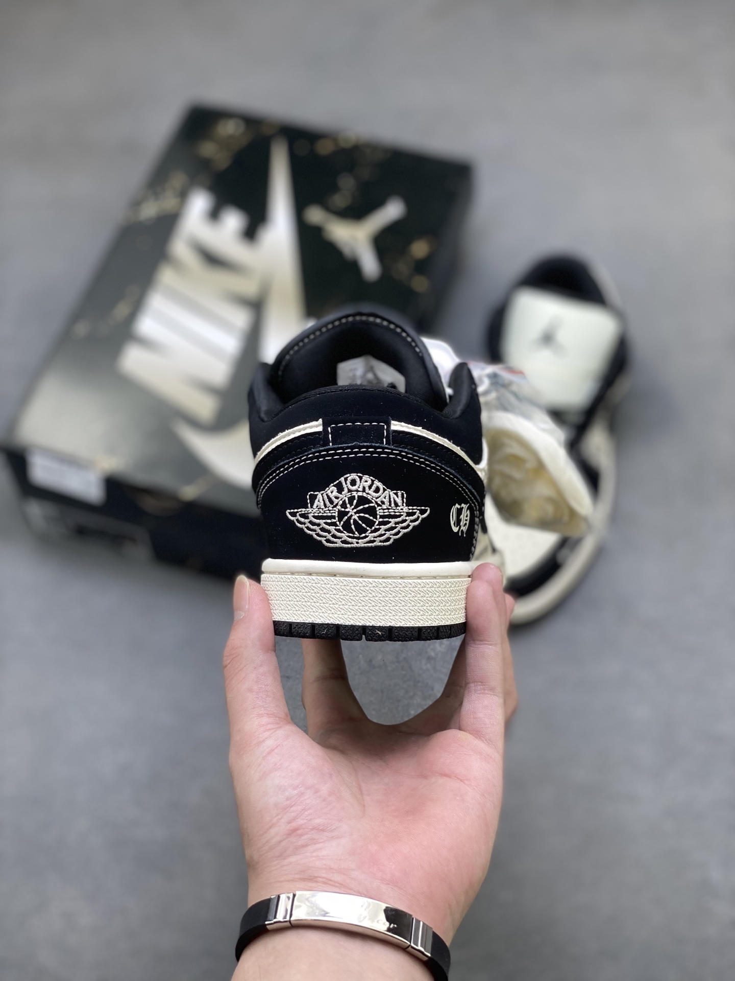 Air Jordan 1 Low Travis Scott Fragment Design, Premium Leather Sneakers 4 i1757780774277 2090 0 3
