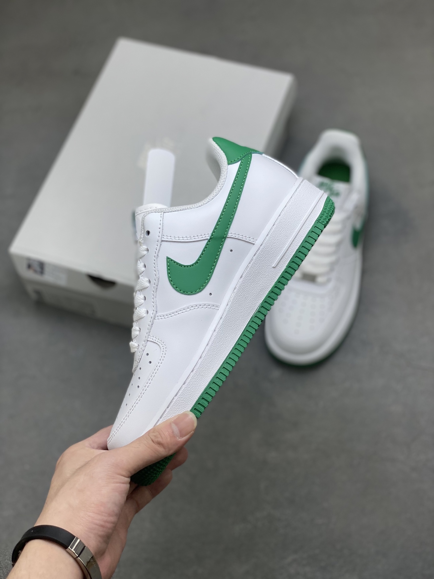 Nike Air Force 1 '07 Low White Green Sneakers - Limited Edition 4 i1757866312397 5272 0 2