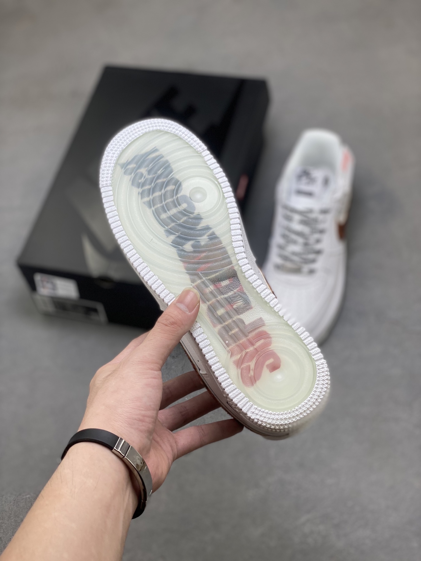 Nike Air Force 1 '07 Low White/Leopard Sneakers - Limited Edition 7 i1757953291220 4008 0 5