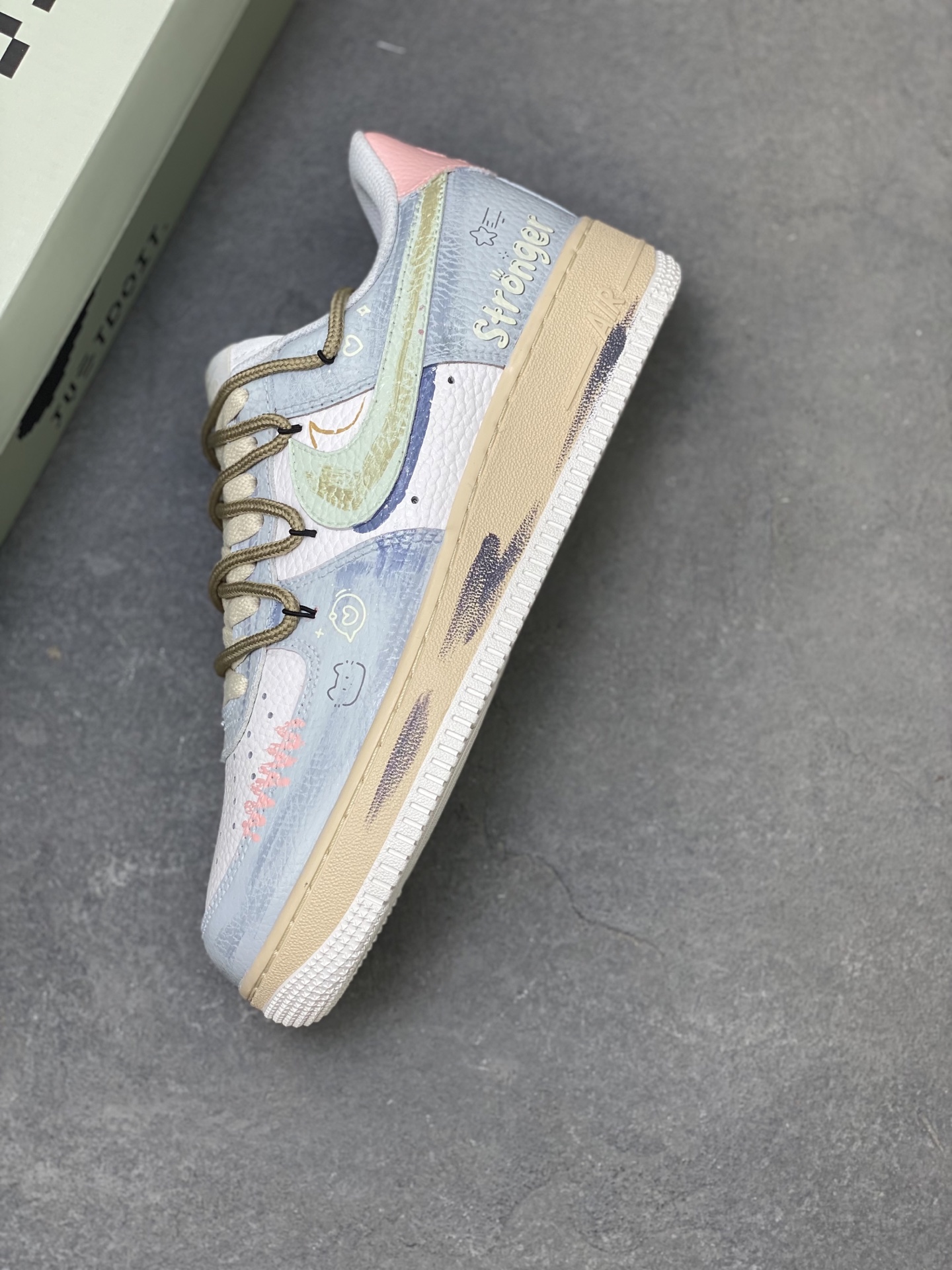 Nike Air Force 1 '07 Low Limited Edition Sneakers - Style & Comfort 8 i1757953335071 4647 0 6