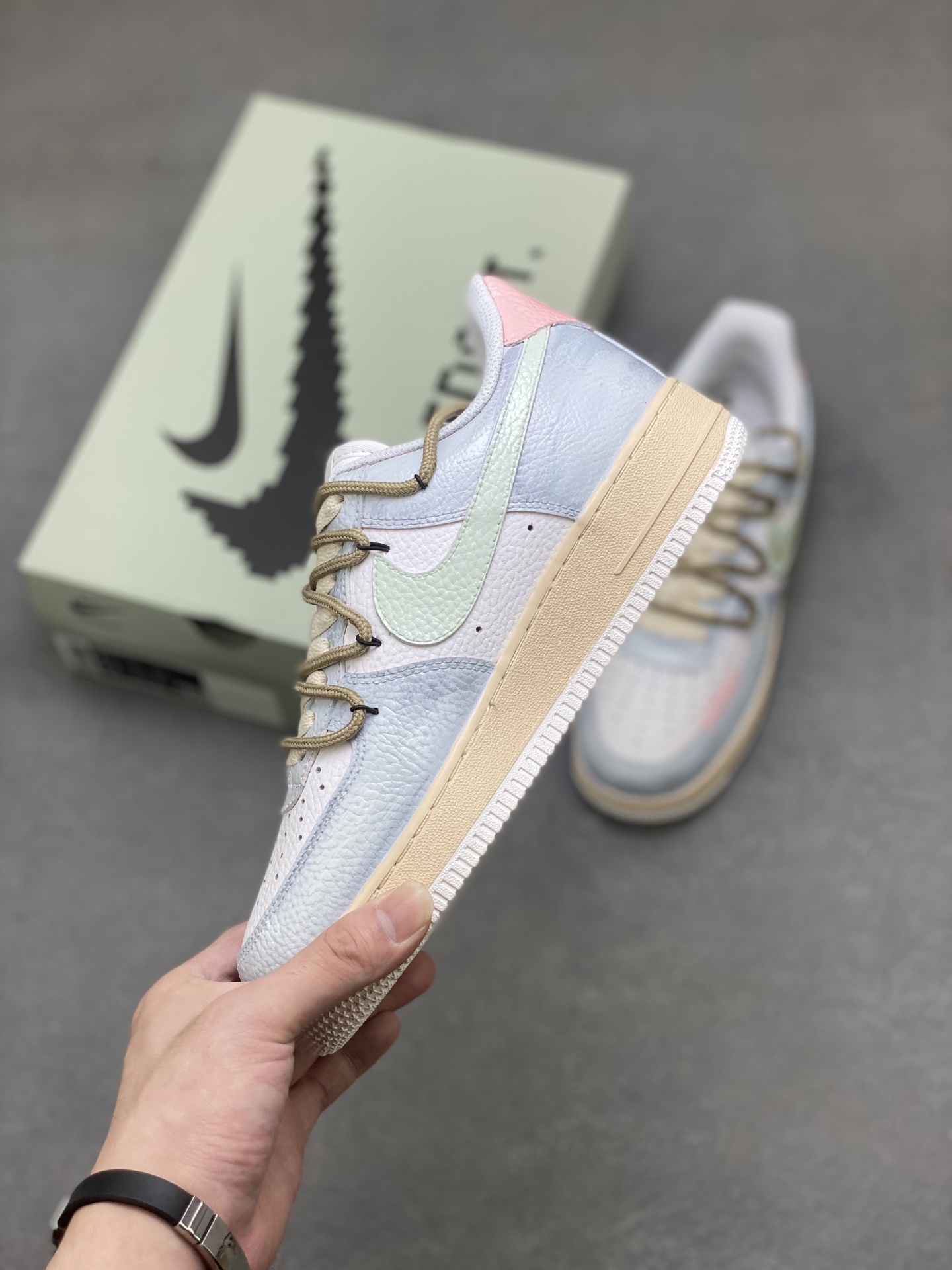 Nike Air Force 1 '07 Low Limited Edition Sneakers - Style & Comfort 4 i1757953335176 1011 0 2