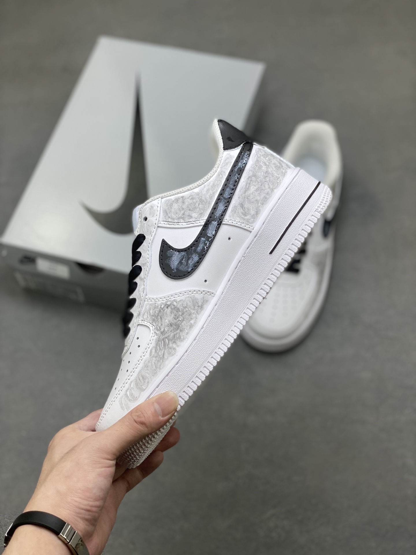 Nike Air Force 1 Low '07 Limited Edition Sneakers - Style CW2288-111 4 i1757953530584 4130 0 2