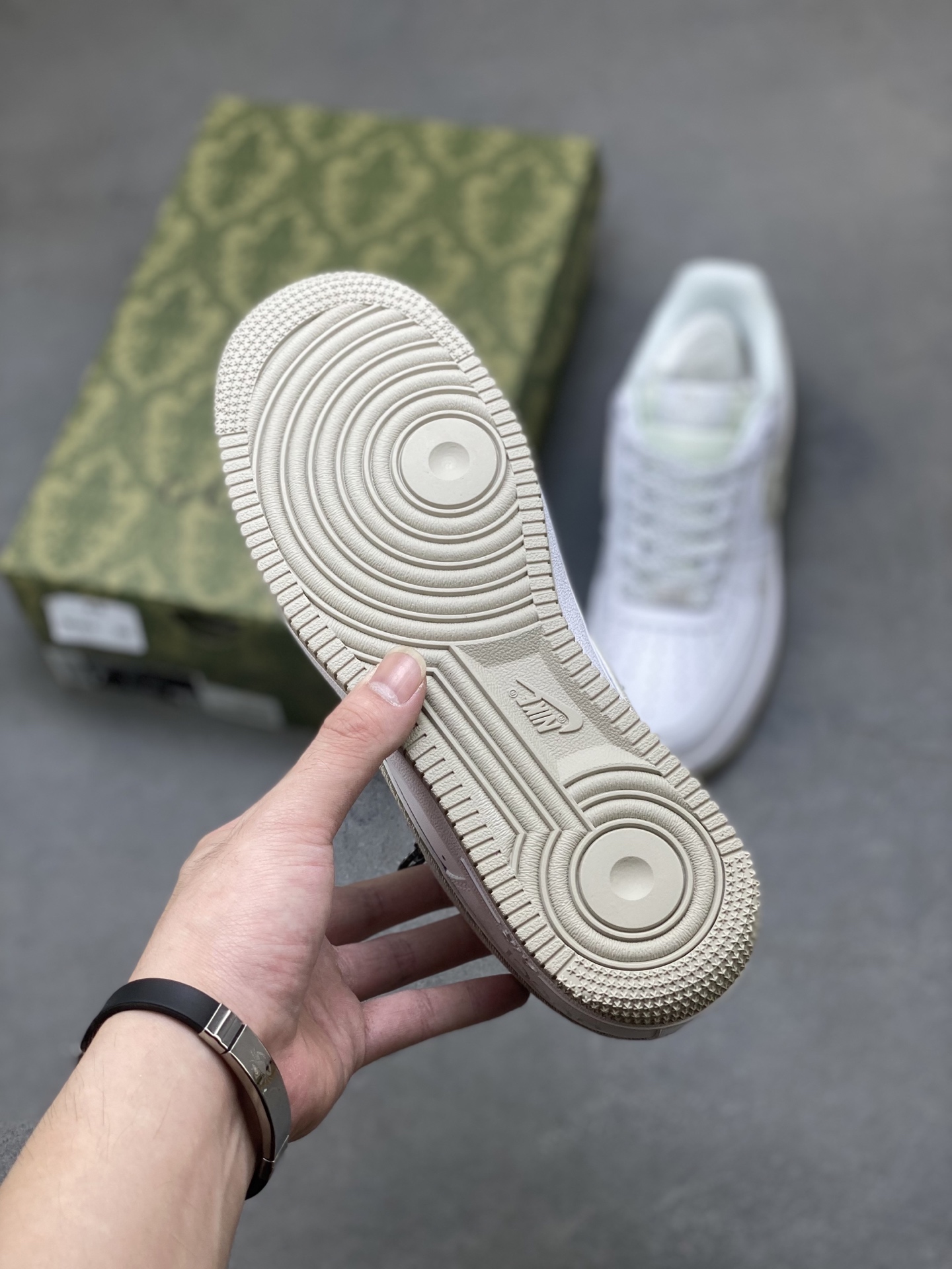 Nike Air Force 1 '07 Low x Gucci Sneakers Limited Edition - Size 36-45 7 i1757953556930 788 0 5