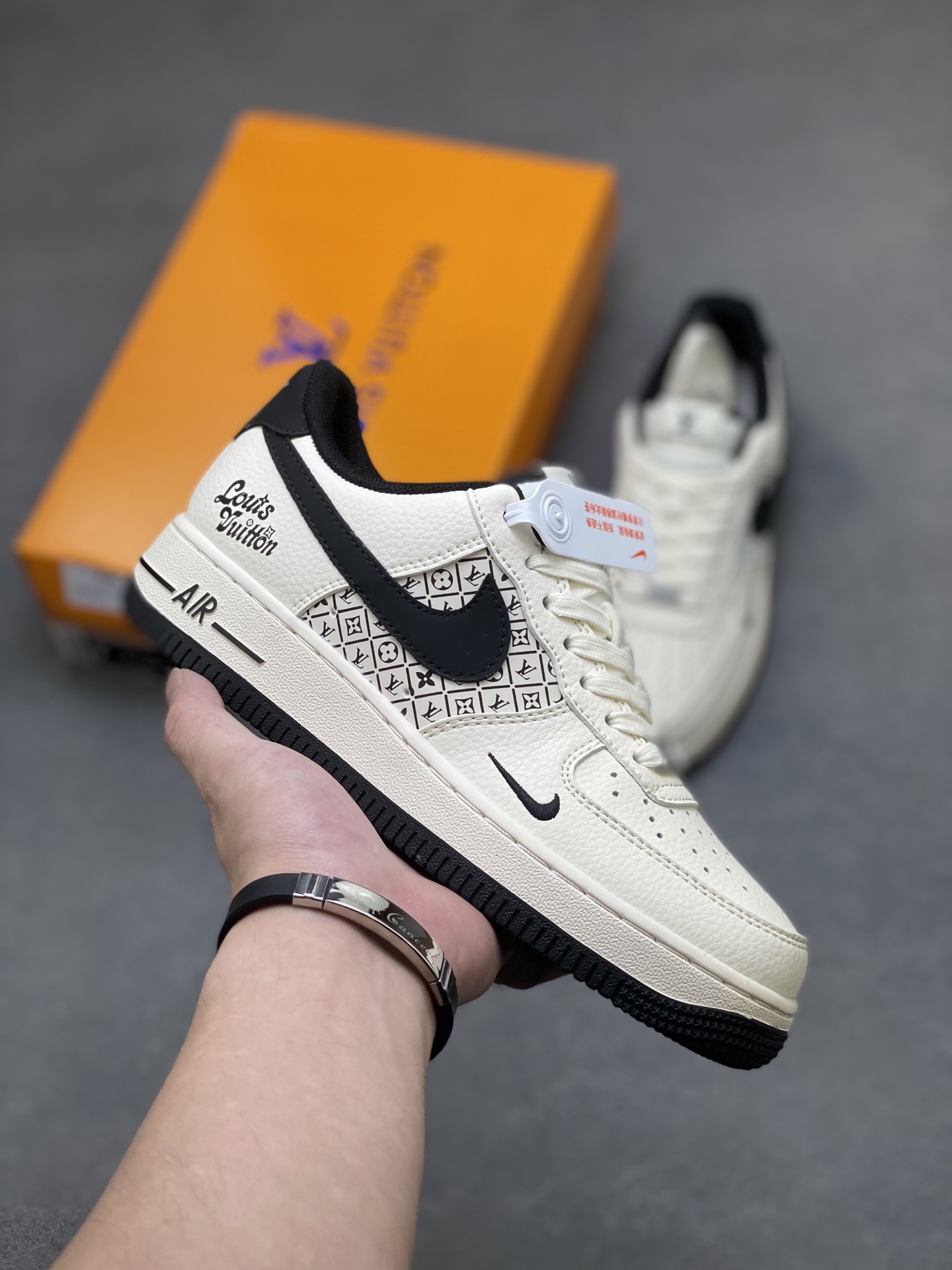 Nike Air Force 1 '07 Low Louis Vuitton Custom Sneakers - Limited Edition 2 i1757953611634 7191 0 0