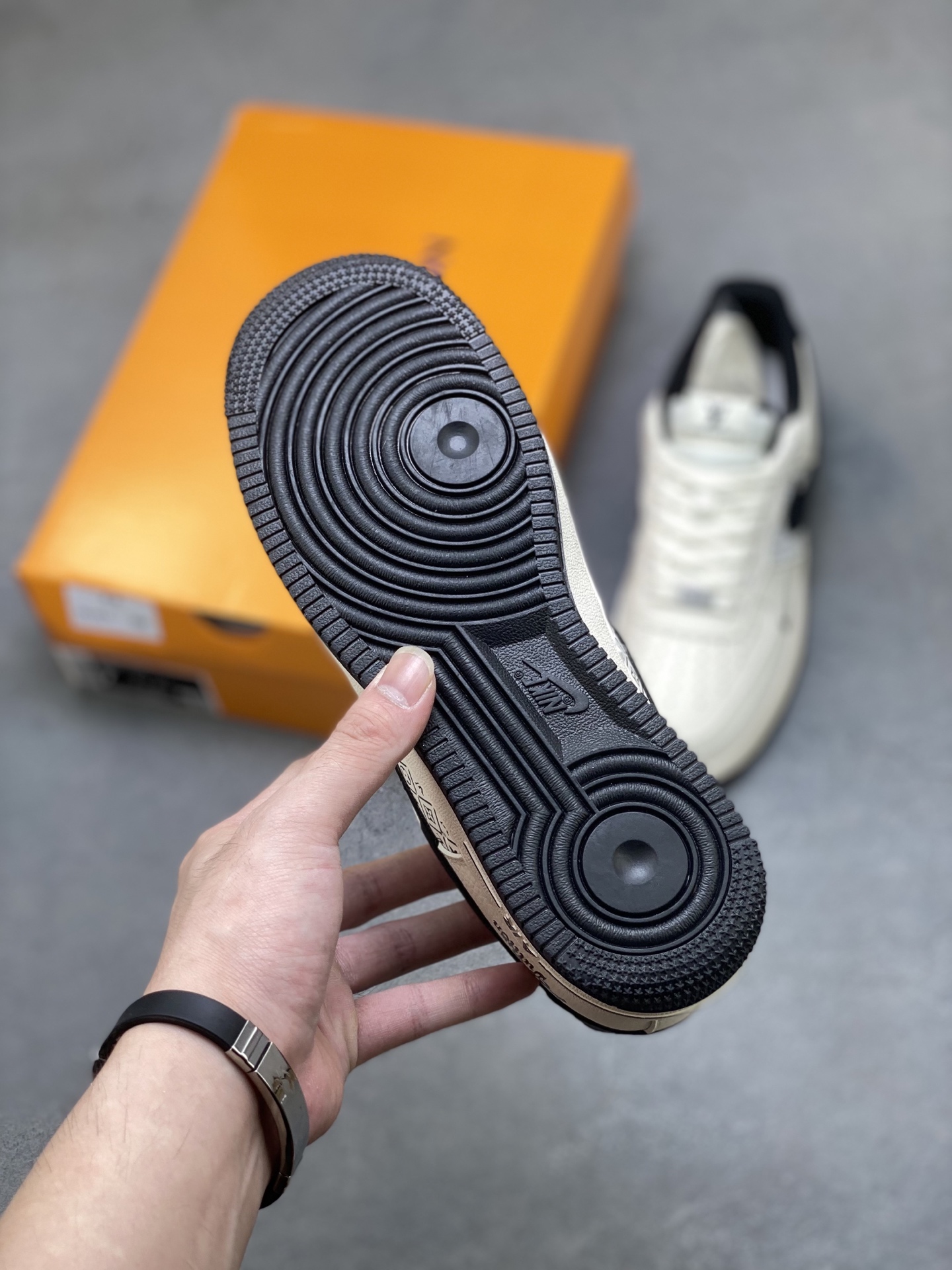 Nike Air Force 1 '07 Low Louis Vuitton Custom Sneakers - Limited Edition 7 i1757953613800 2766 0 5