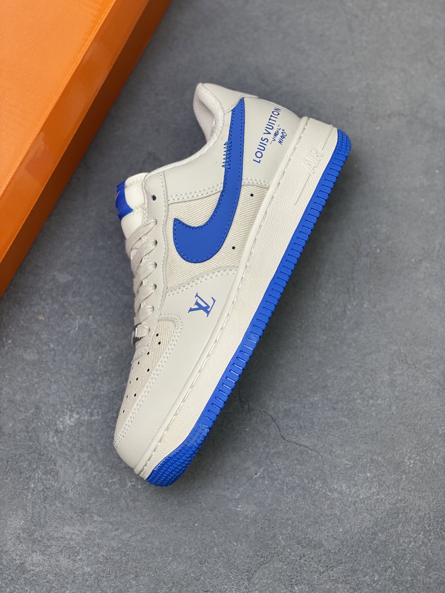 Nike Air Force 1 '07 Low Louis Vuitton Edition Sneakers 8 i1758038924503 9660 0 6