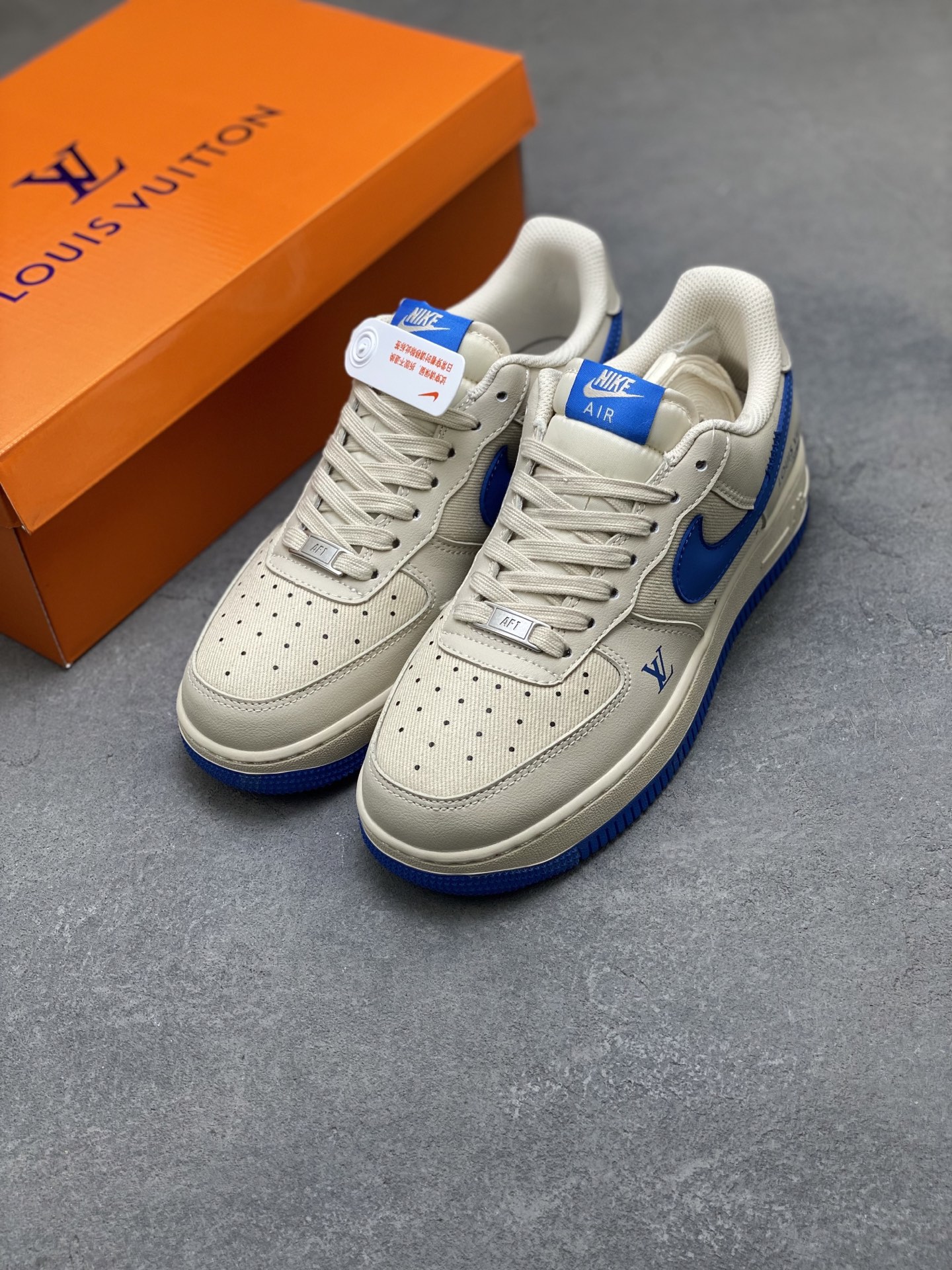 Nike Air Force 1 '07 Low Louis Vuitton Edition Sneakers 9 i1758038926674 7182 0 7
