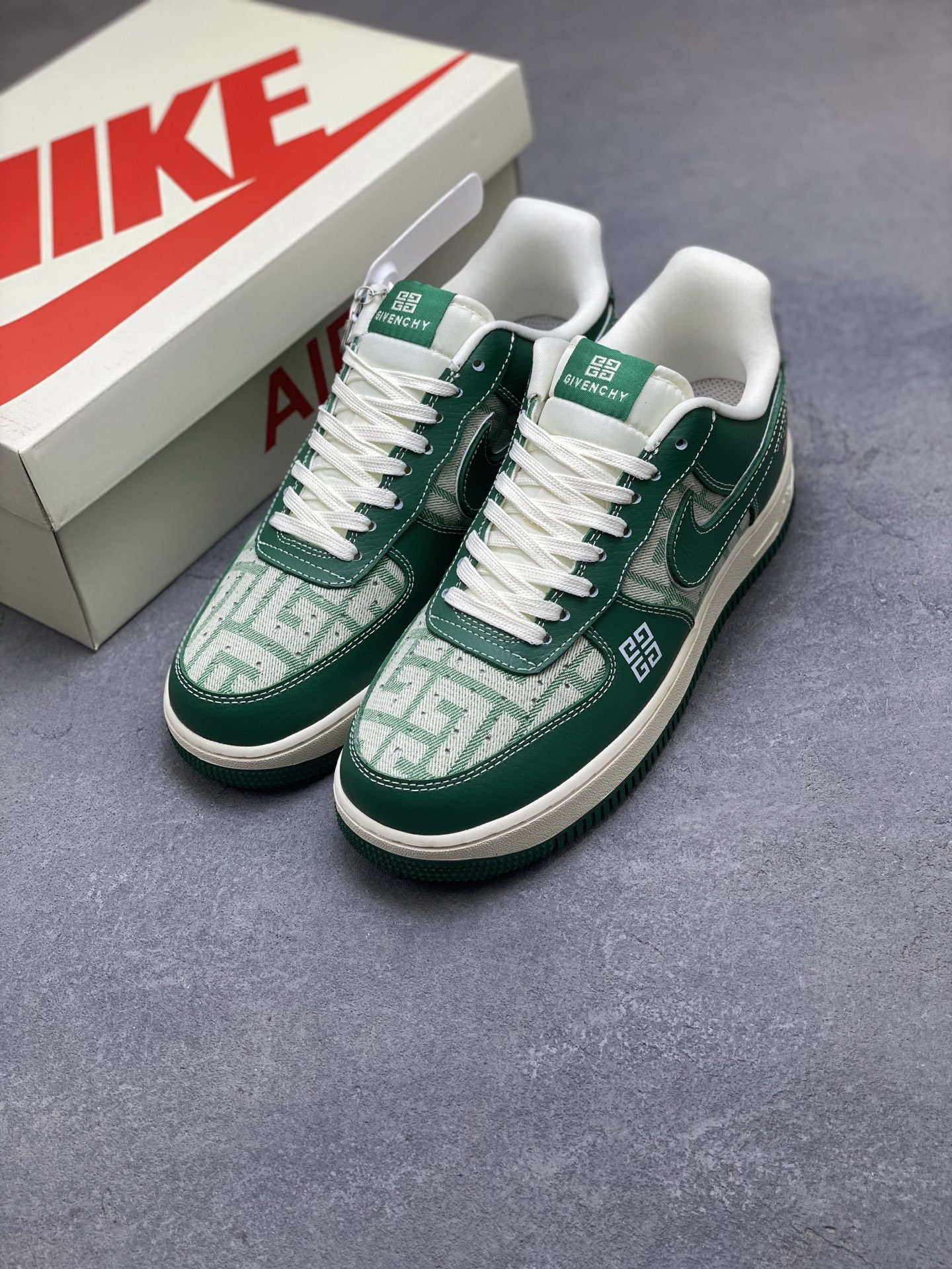 Nike Air Force 1 '07 Low Green Givenchy Custom Sneakers - Limited Edition 9 i1758039043550 5773 0 7