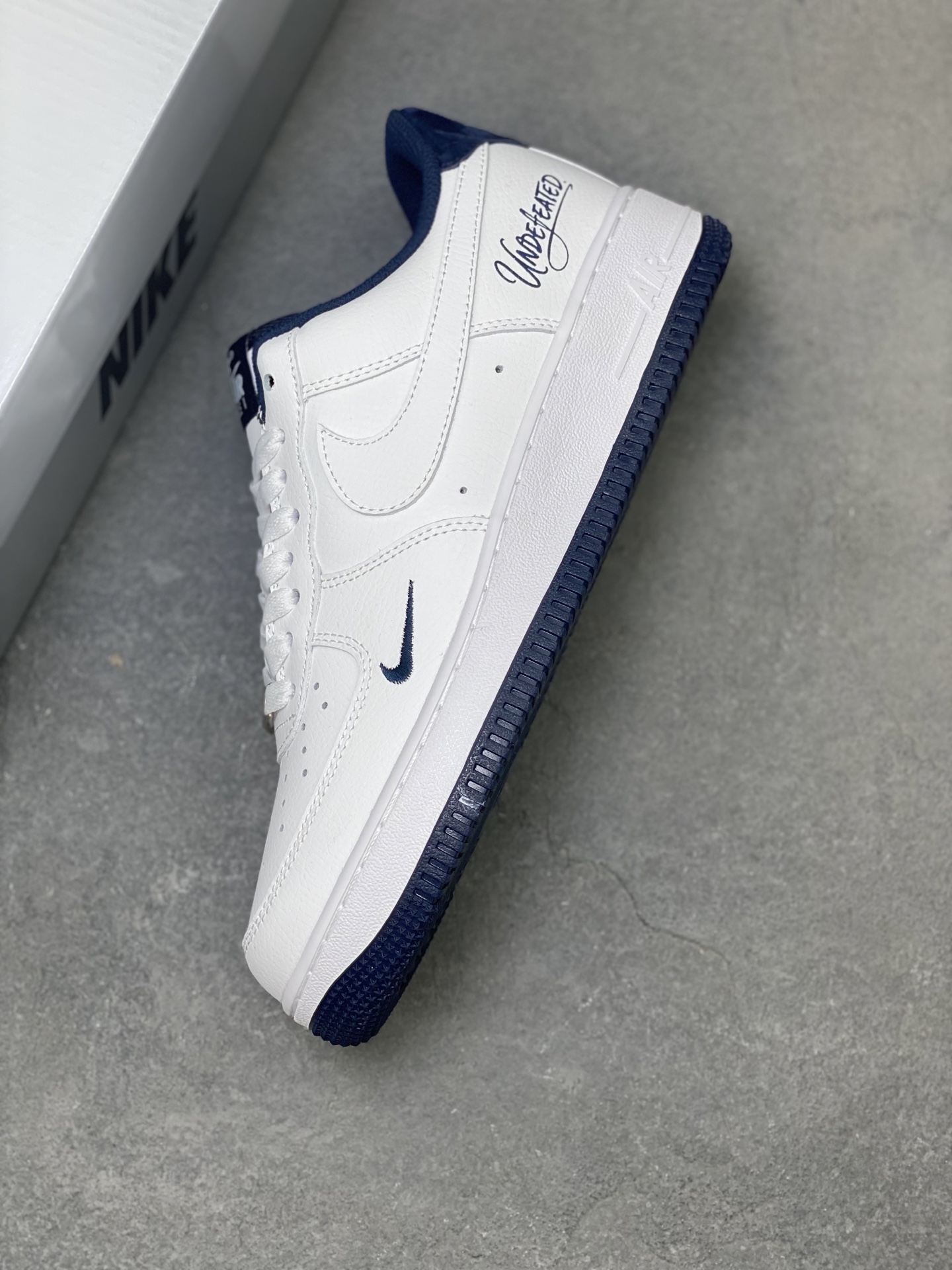 Nike Air Force 1 '07 Low White/Midnight Navy Men's Shoe ZH0316-119 8 i1758126133385 3655 0 6