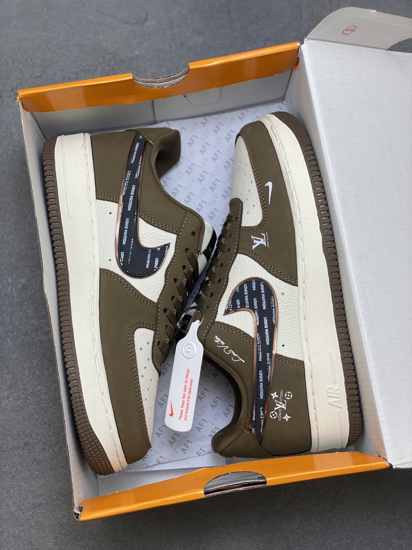 Nike Air Force 1 '07 Low Brown Casual Shoes Limited Edition 10 i1758126179817 277 0 8