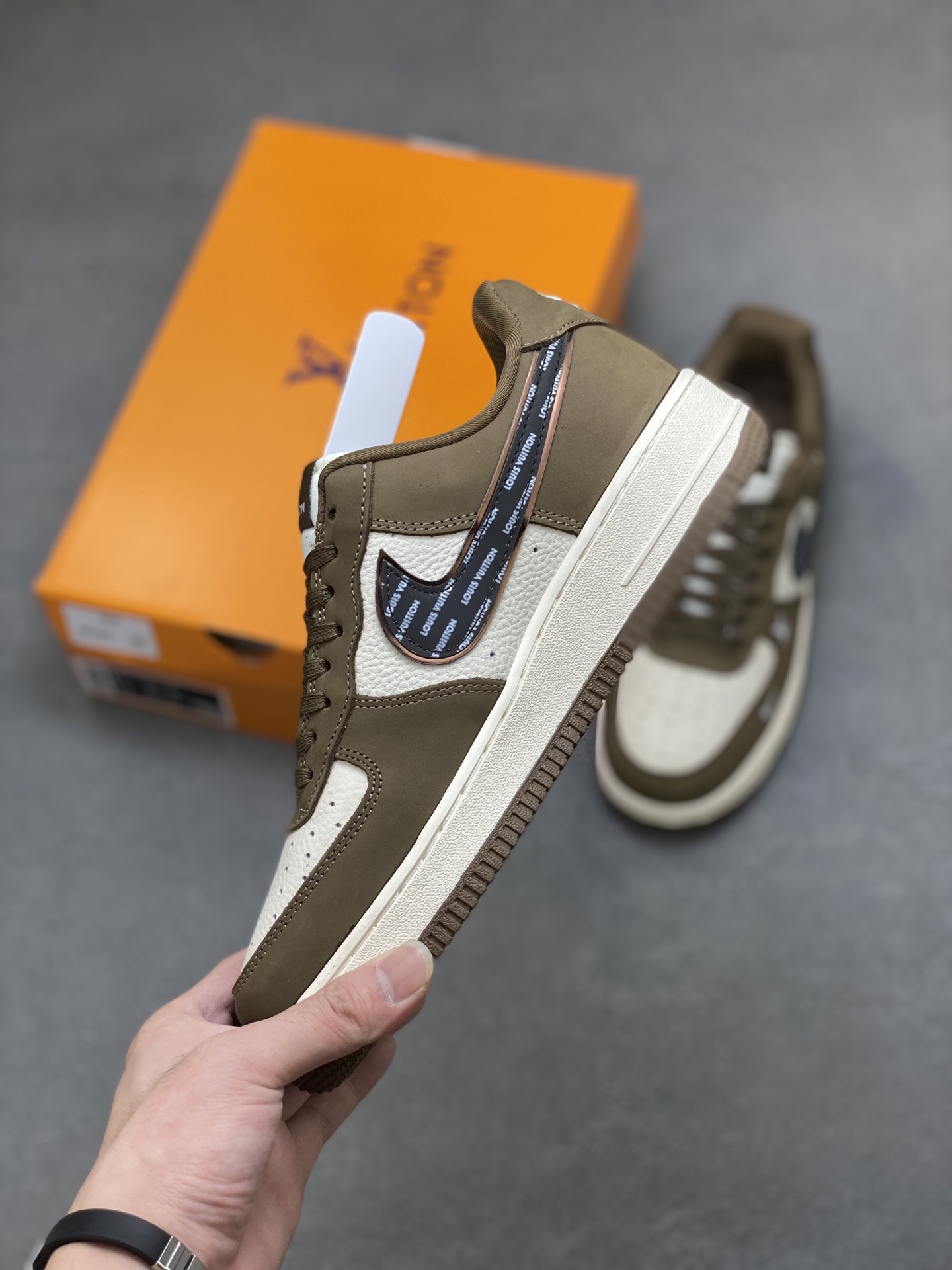Nike Air Force 1 '07 Low Brown Casual Shoes Limited Edition 4 i1758126180043 142 0 2