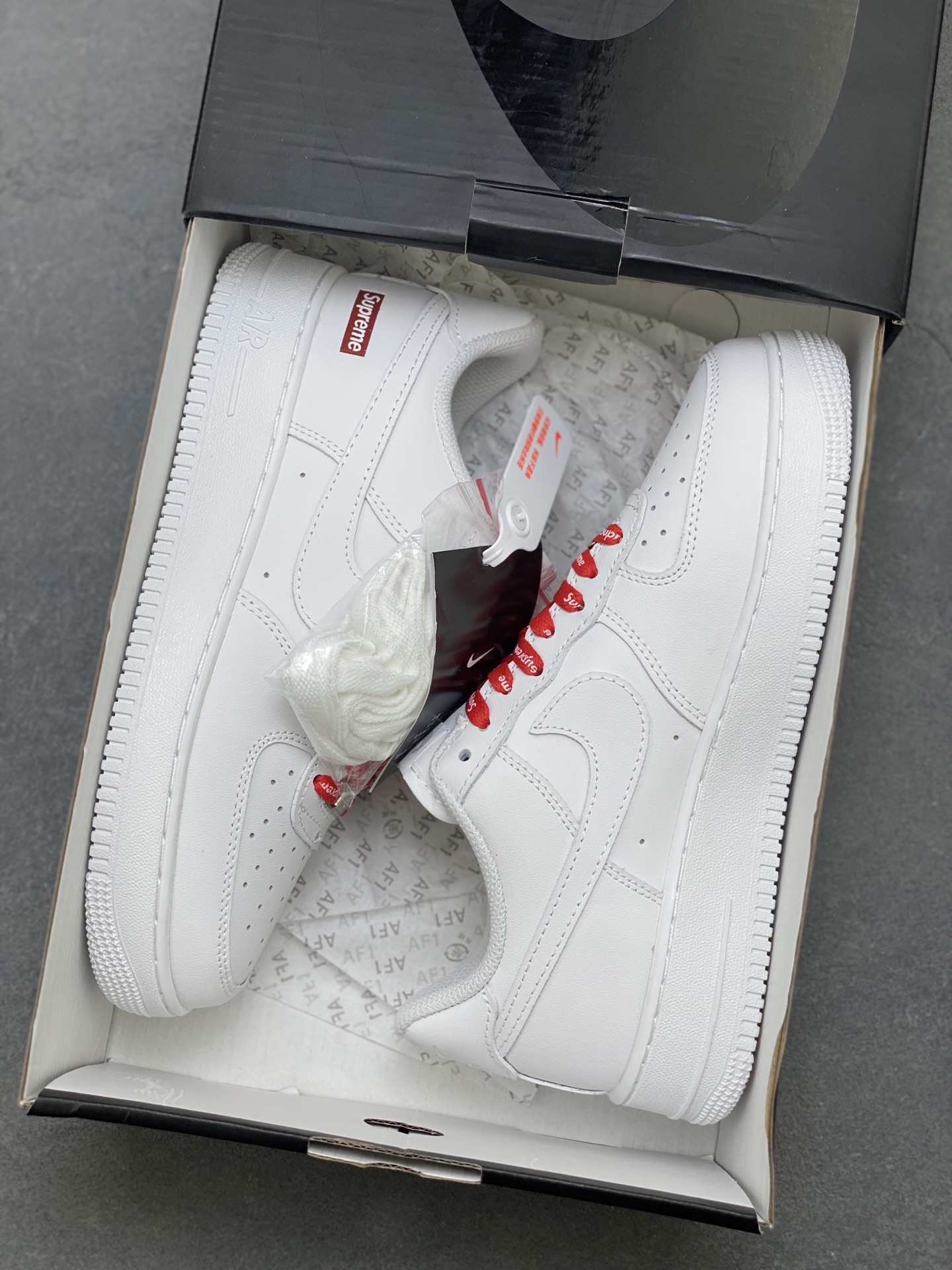 Nike Air Force 1 Low Supreme White CU9225-100 Men's Sneakers 10 i1758126814354 1236 0 8