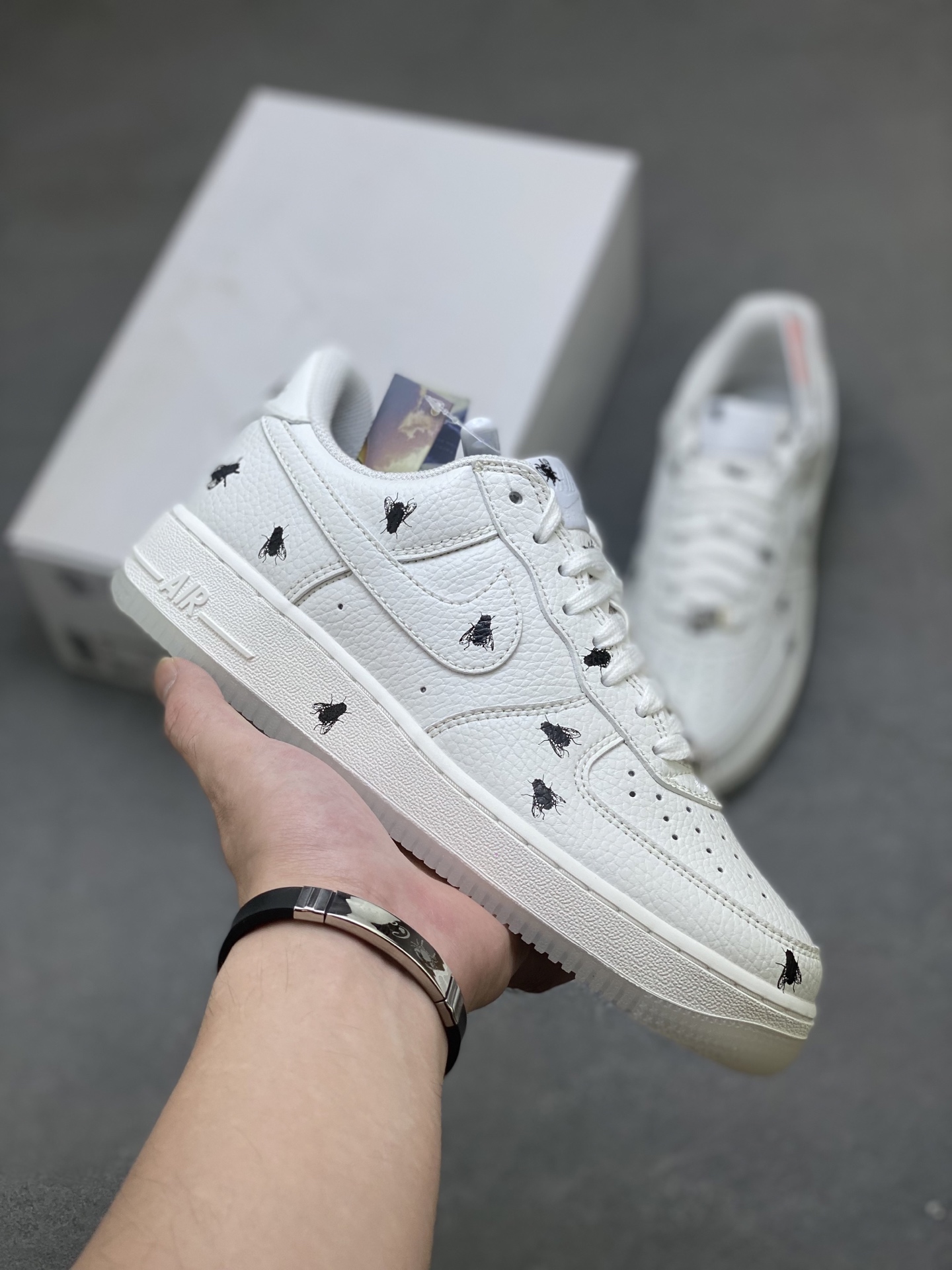Nike Air Force 1 '07 Low White/Black Sneakers IM3081-100 Limited Edition 2 i1758211637401 915 0 0