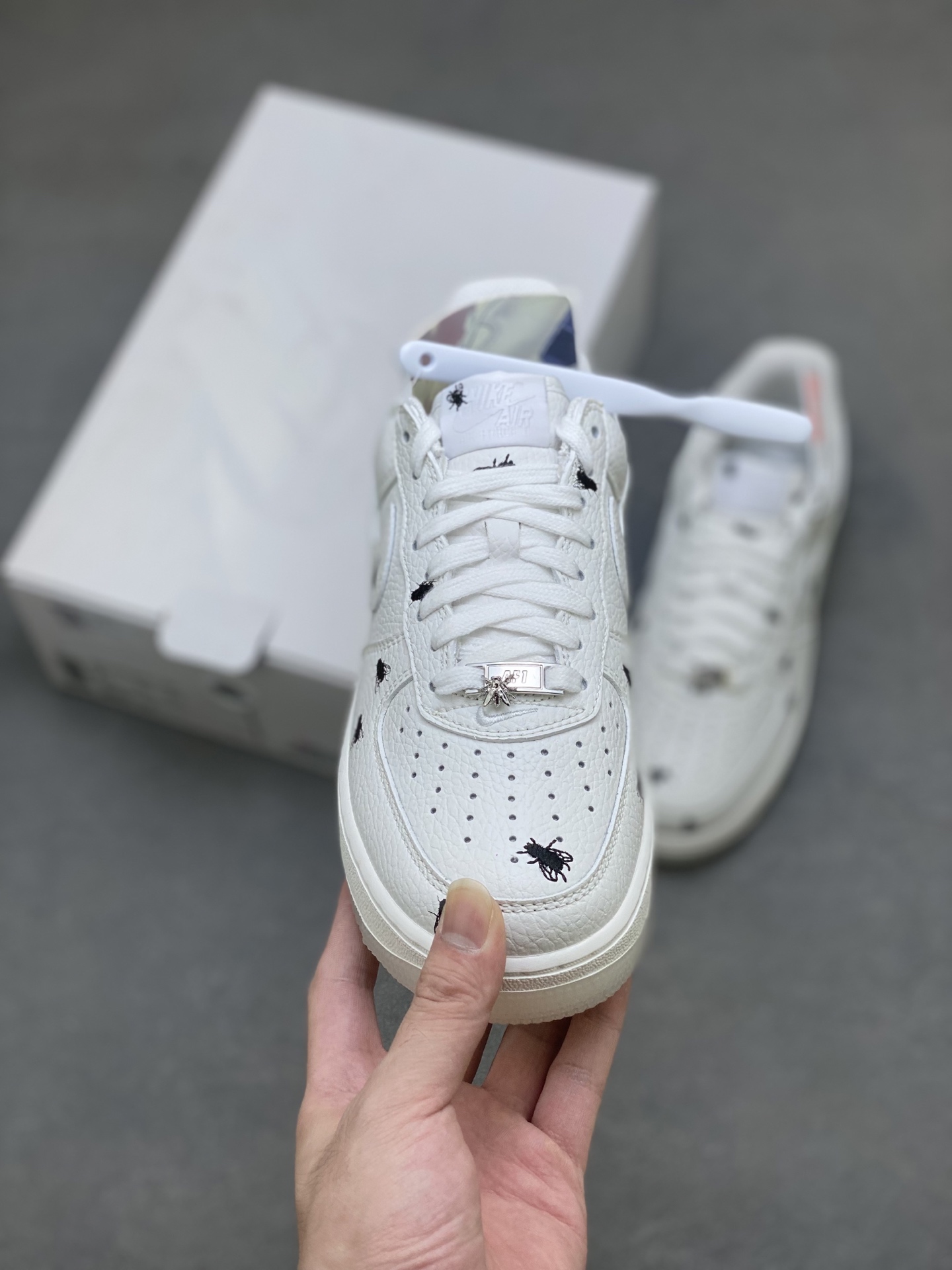 Nike Air Force 1 '07 Low White/Black Sneakers IM3081-100 Limited Edition 3 i1758211637401 9952 0 1