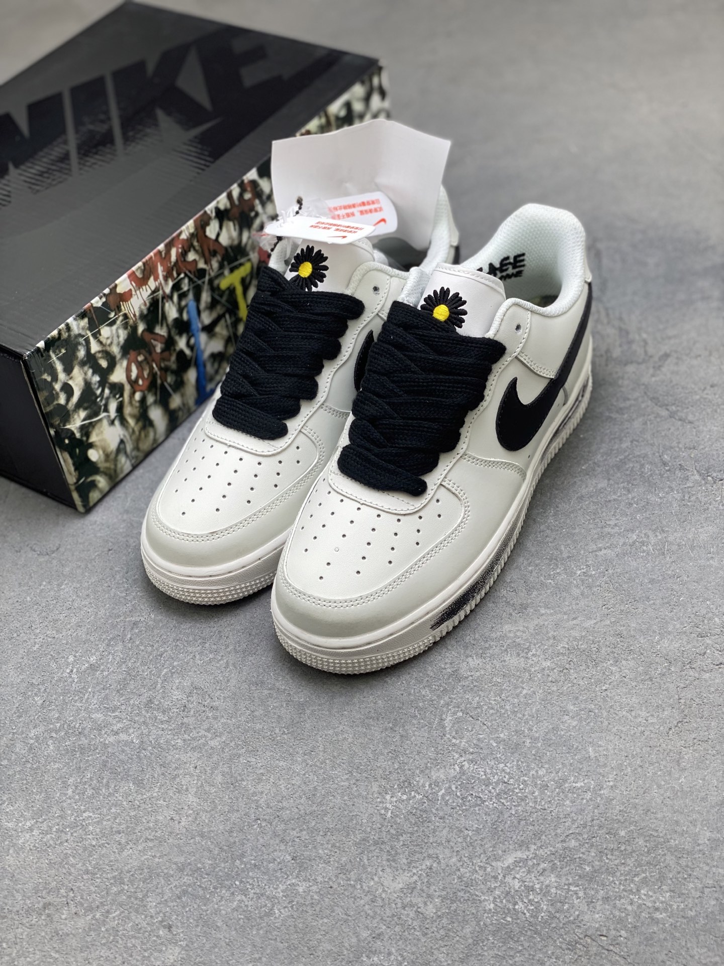 Nike Air Force 1 '07 Low White/Black Casual Sneakers DD3223-100 9 i1758211873964 4248 0 7