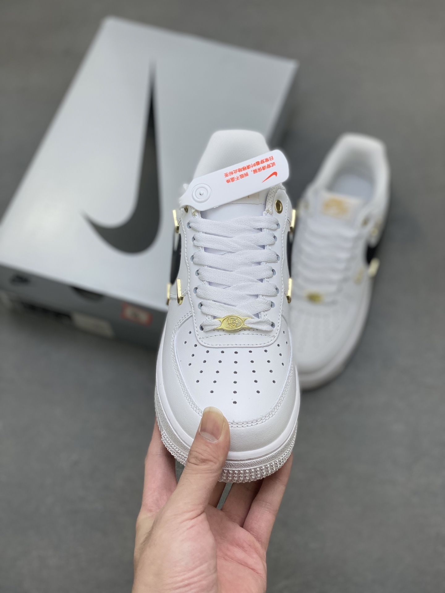Nike Air Force 1 '07 Low White/Black Limited Edition Sneakers 3 i1758298772952 3342 0 1