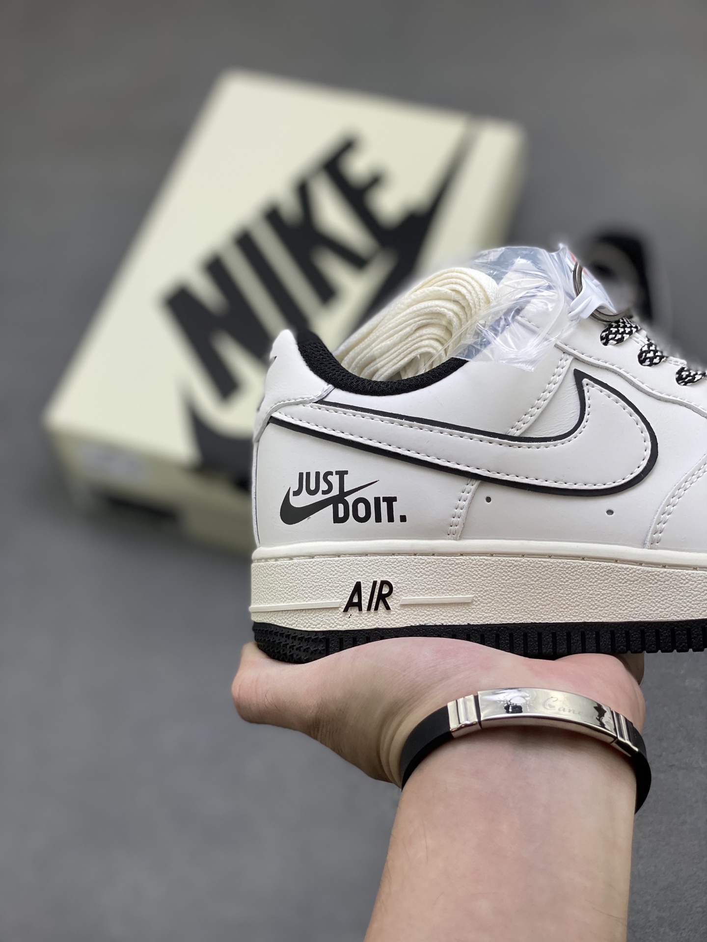 Nike Air Force 1 '07 Low White/Black Casual Sneakers CS5288-038 6 i1758396903312 6131 0 4