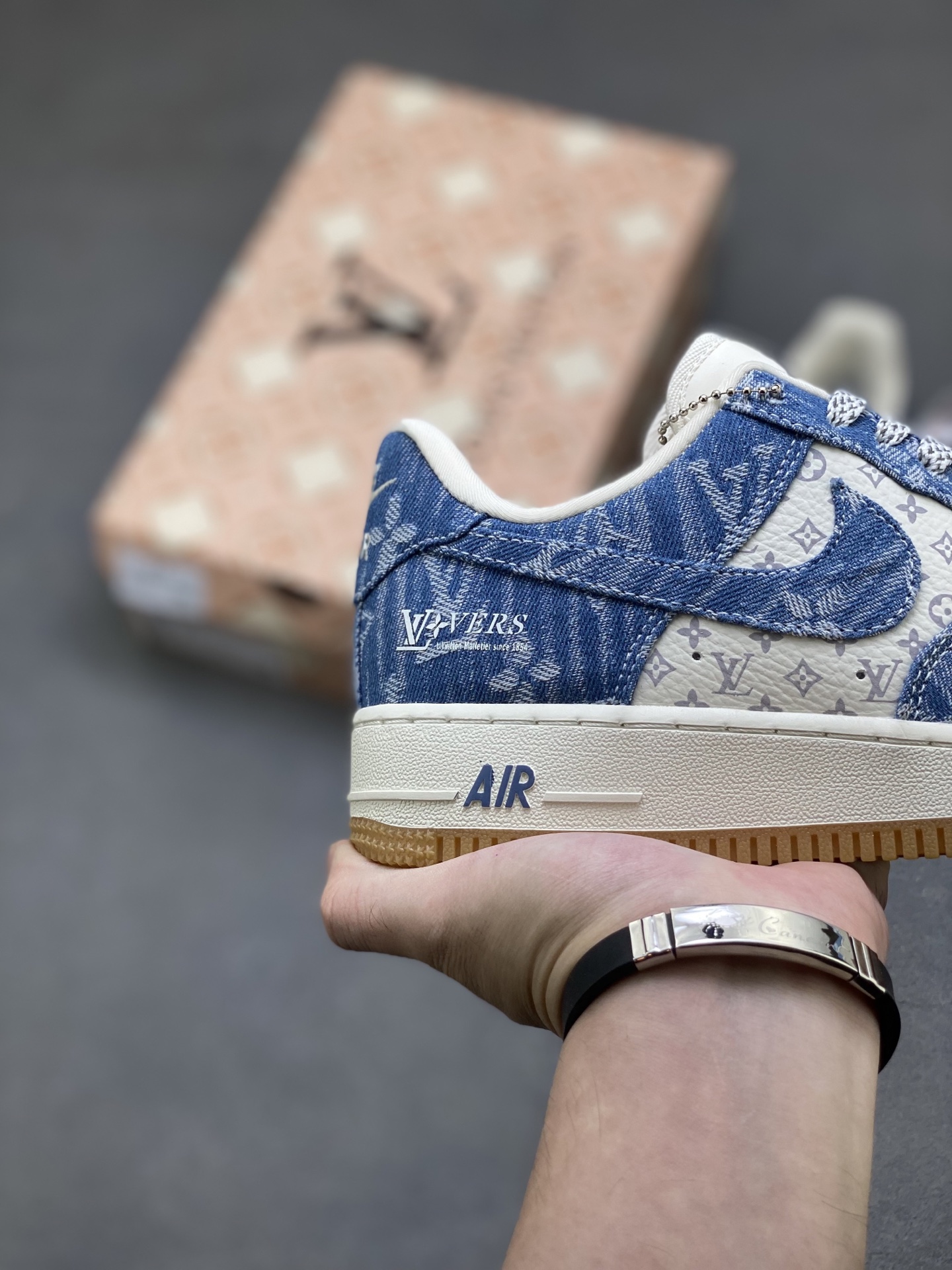 Nike Air Force 1 '07 Low Louis Vuitton Limited Edition Sneakers 6 i1758396953915 9615 0 4