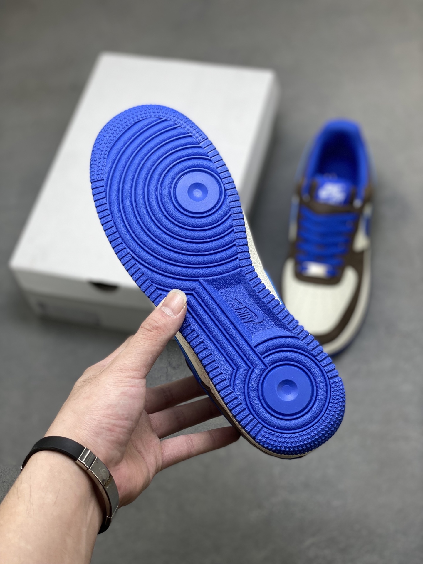 Nike Air Force 1 Low FQ8714-200 Brown/Blue Sneakers with Honeycomb Cushion 7 i1758397119232 9269 0 5