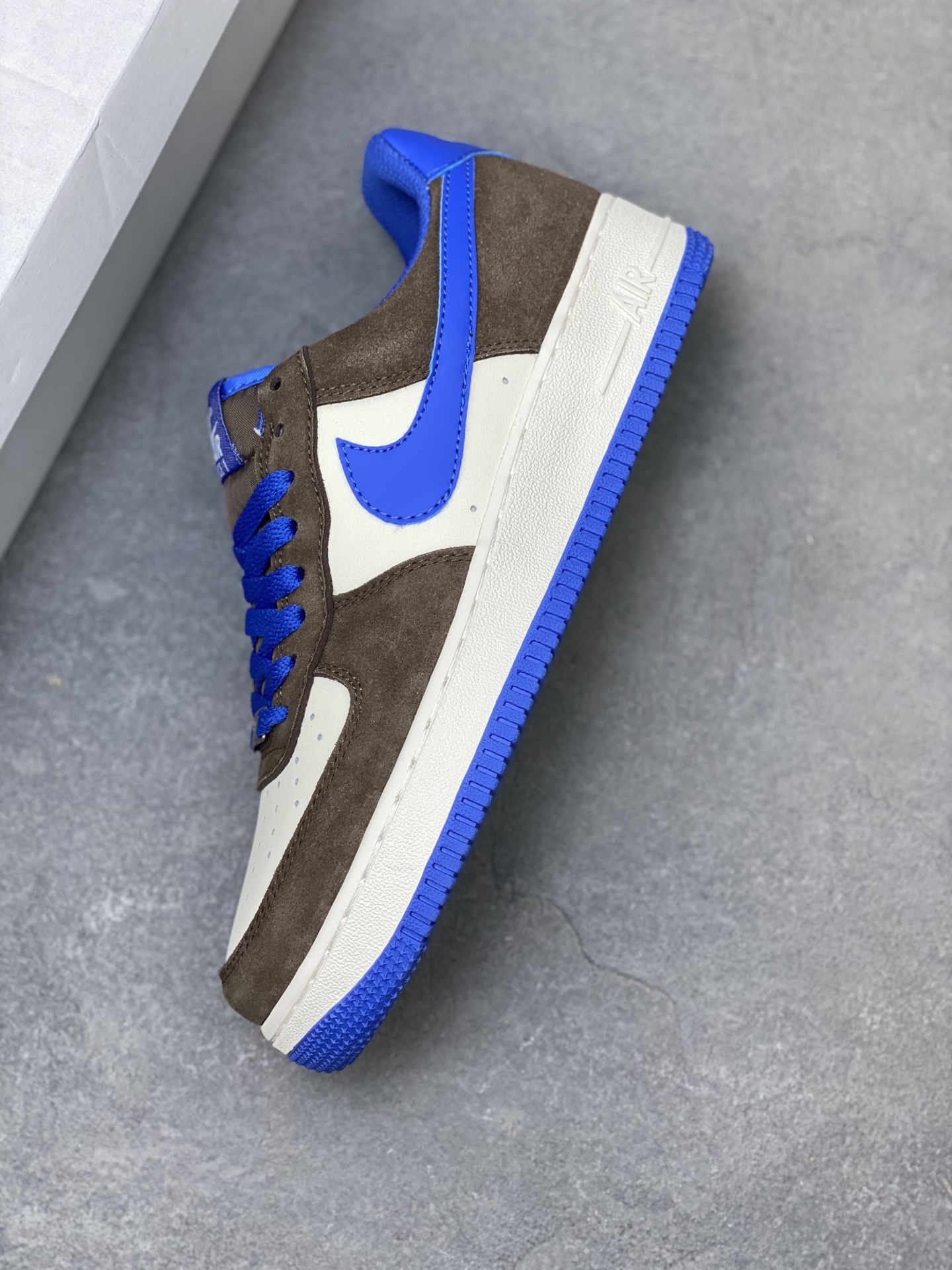Nike Air Force 1 Low FQ8714-200 Brown/Blue Sneakers with Honeycomb Cushion 8 i1758397131586 2024 0 6
