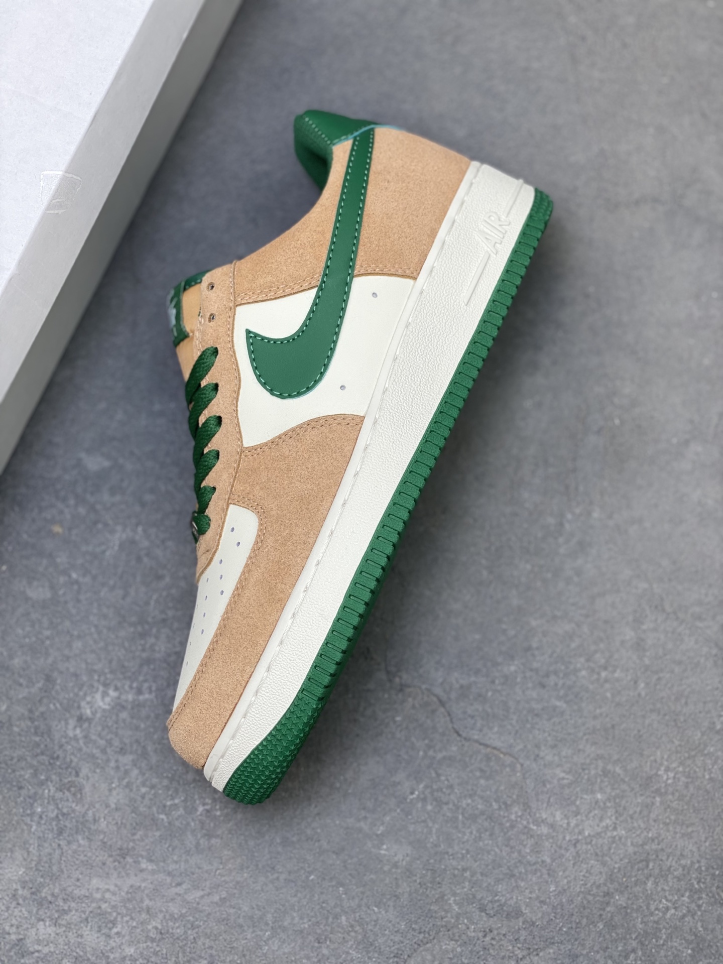 Nike Air Force 1 Low FQ8714-203 Cream Green Men's Sneakers 8 i1758397176781 5306 0 6