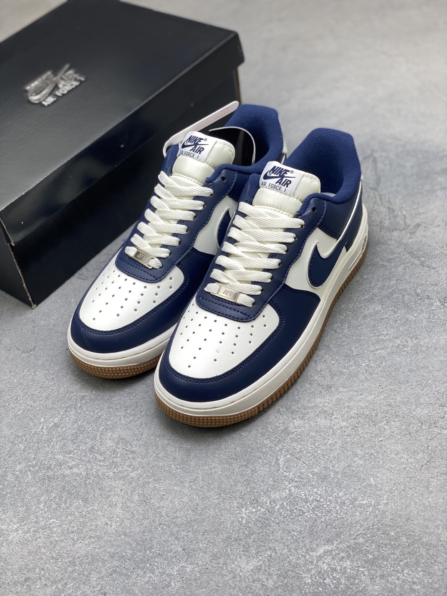 Nike Air Force 1 Low DQ7659-101 - White/Navy Blue, Full Palm Air Cushion 9 i1758397546881 5618 0 7