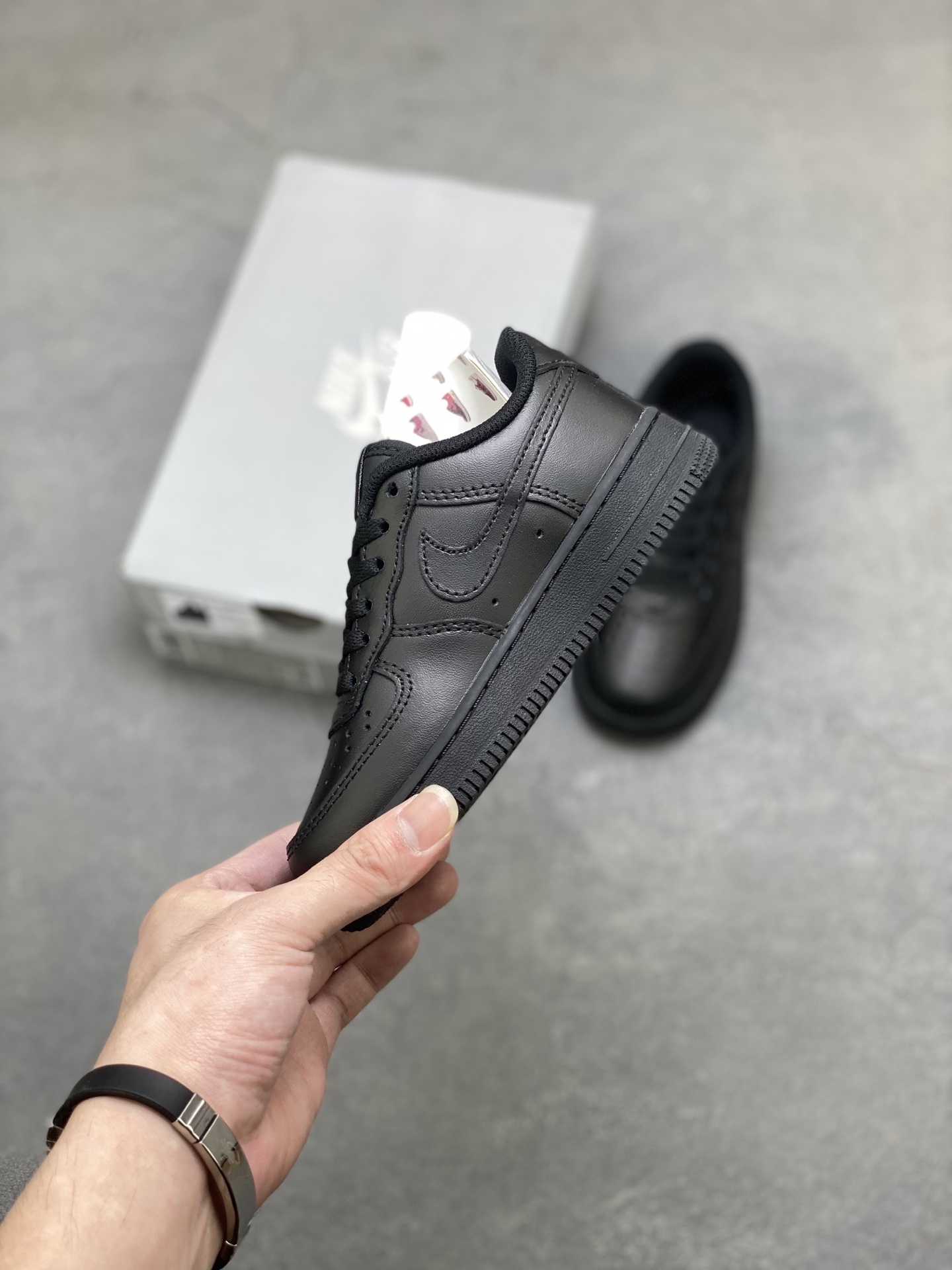 Nike Air Force 1 Low Black Kids' Shoe - Classic Style & Comfort for Little Feet 4 i1758397643416 406 0 2