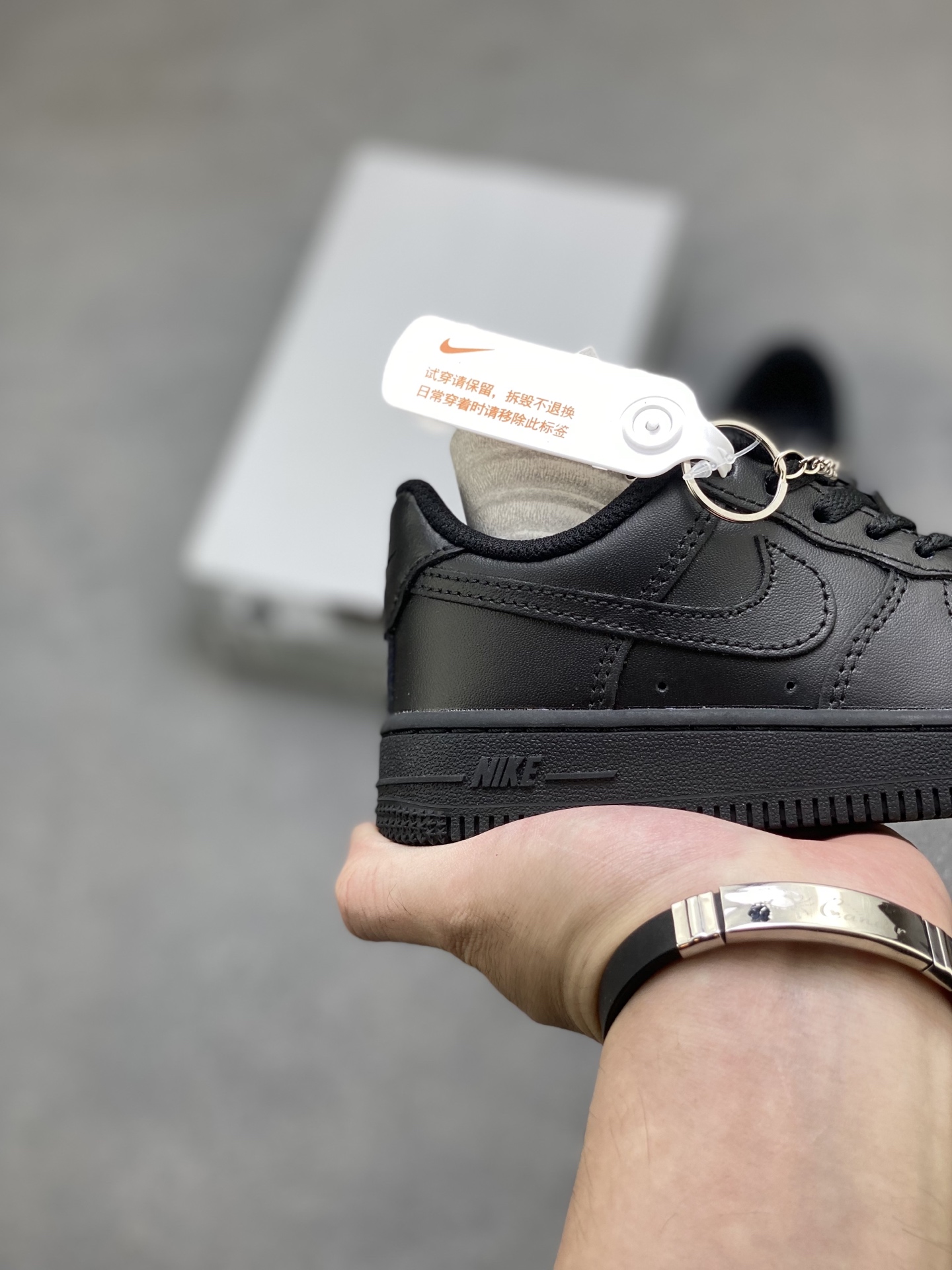 Nike Air Force 1 Low Black Kids' Shoe - Classic Style & Comfort for Little Feet 6 i1758397649569 1614 0 4