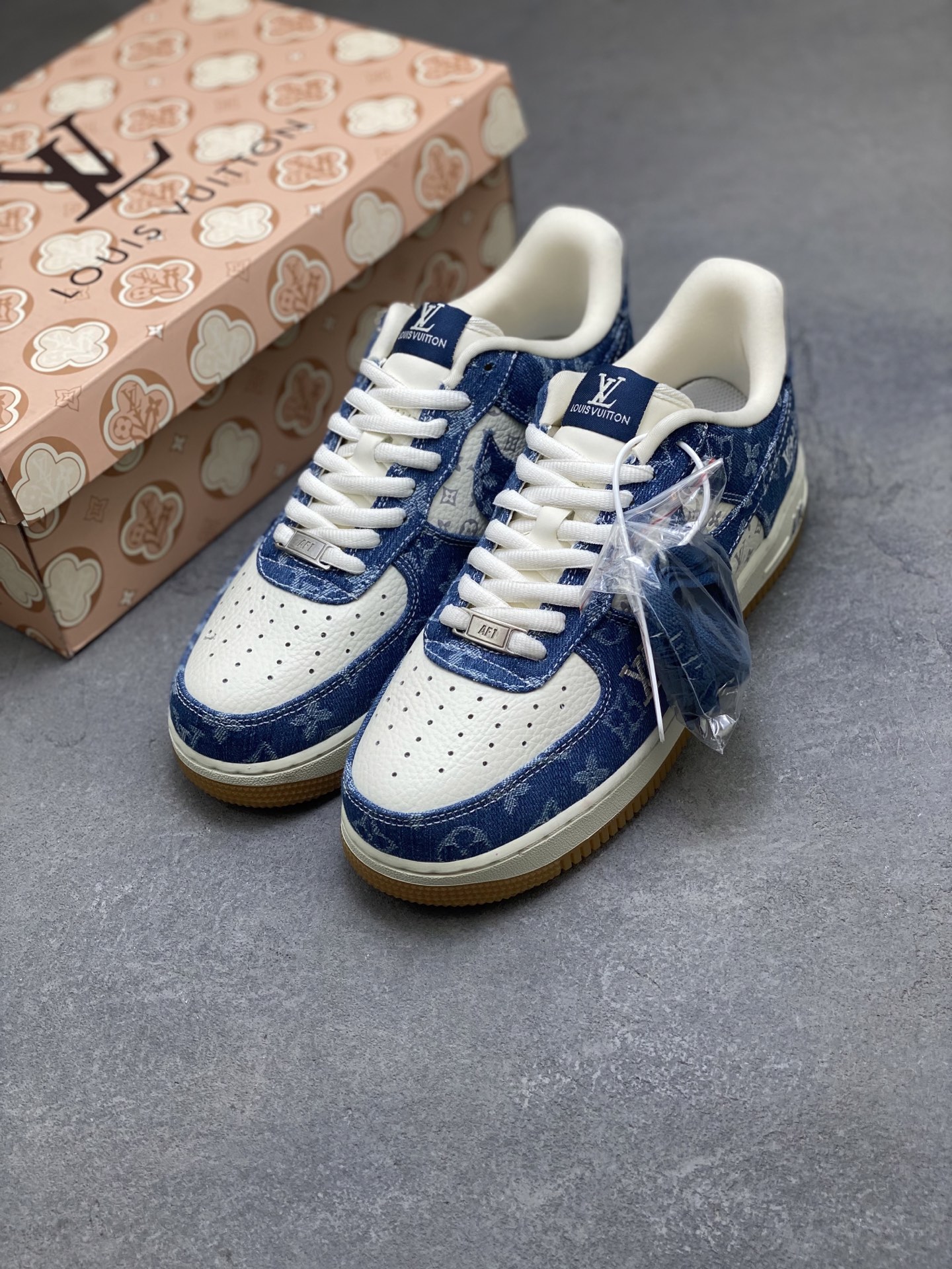 Nike Air Force 1 Low Louis Vuitton Custom Sneakers - Limited Edition 9 i1758470719314 3266 0 7