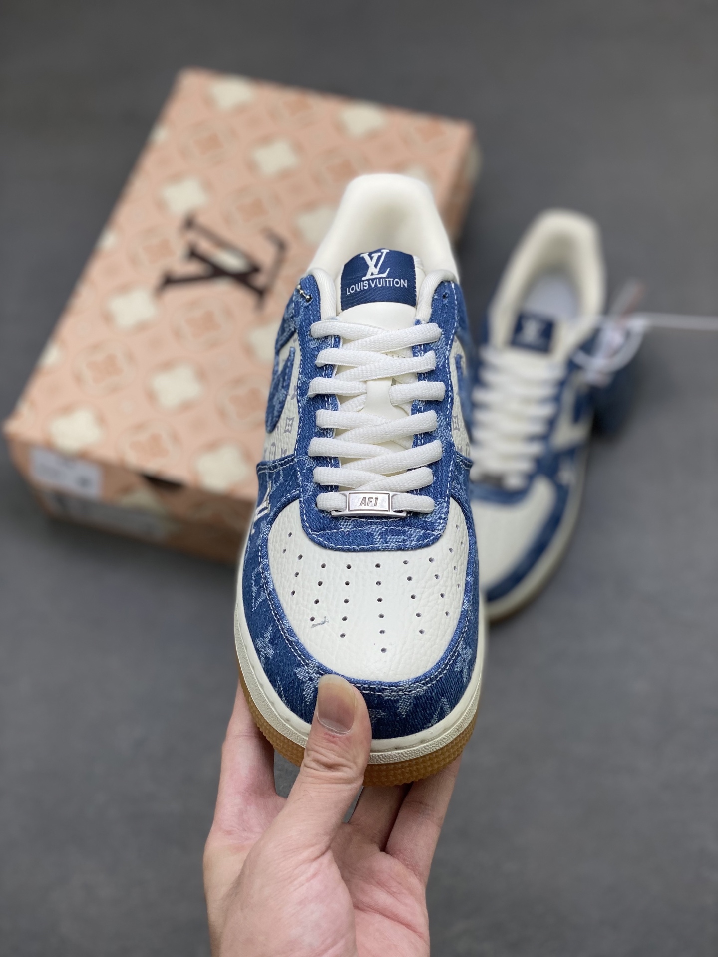 Nike Air Force 1 Low Louis Vuitton Custom Sneakers - Limited Edition 3 i1758470722313 8152 0 1