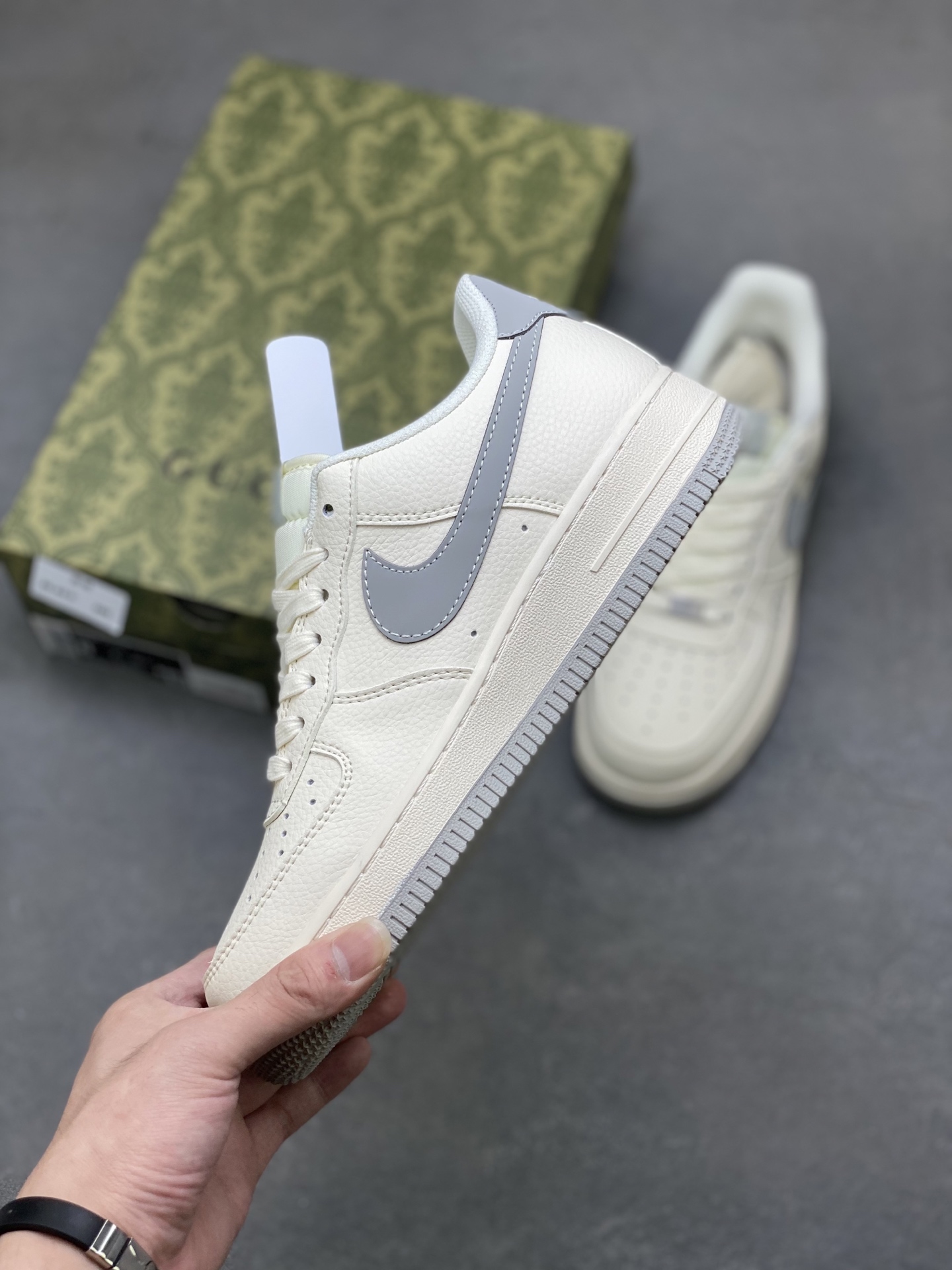 Nike Air Force 1 '07 Low Sneakers - Limited Edition, Premium Comfort 4 i1758470782882 2784 0 2