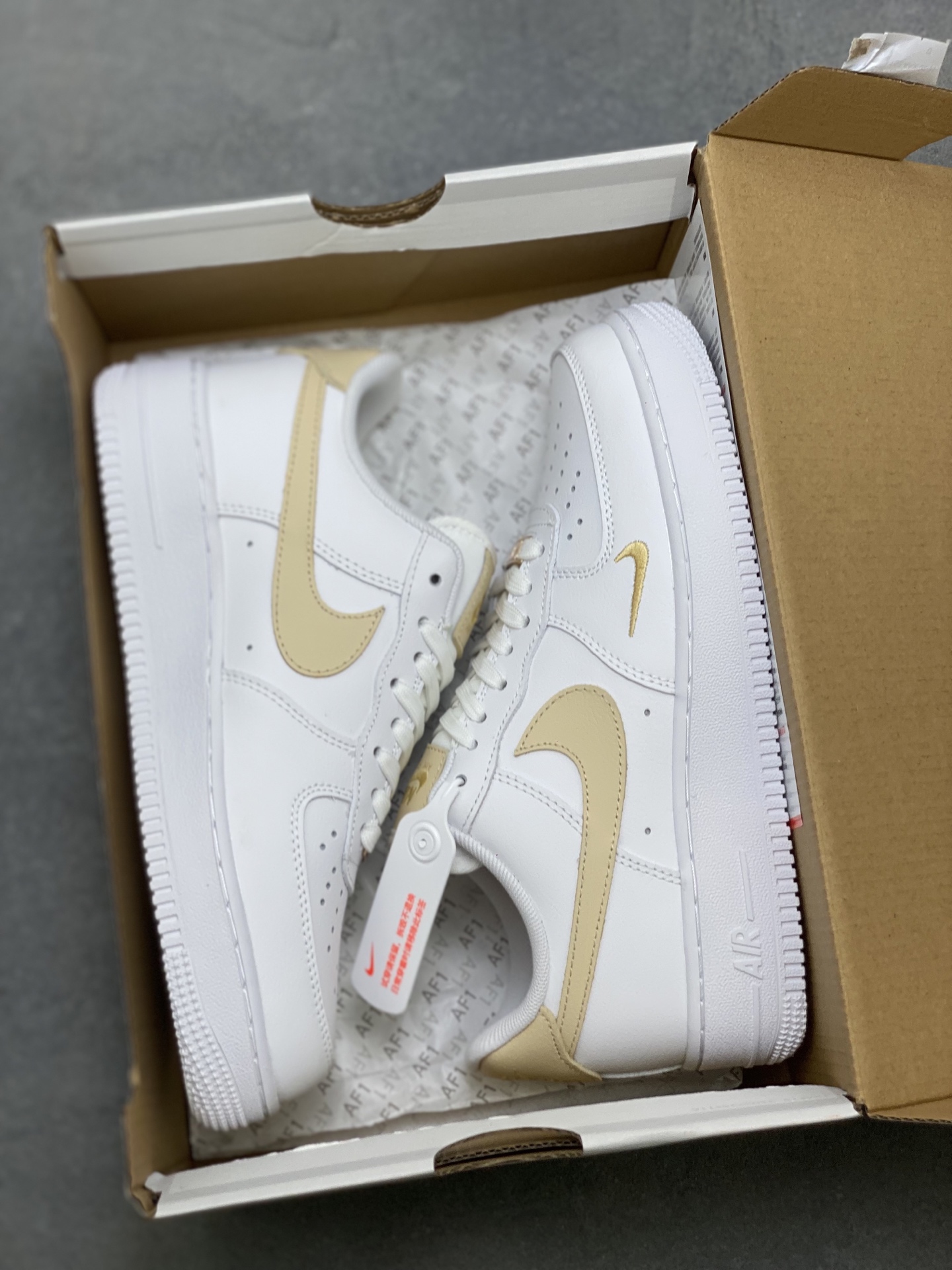 Nike Air Force 1 Low White Gold Honeycomb Cushioning - CZ0270-105 10 i1758471015767 4539 0 8