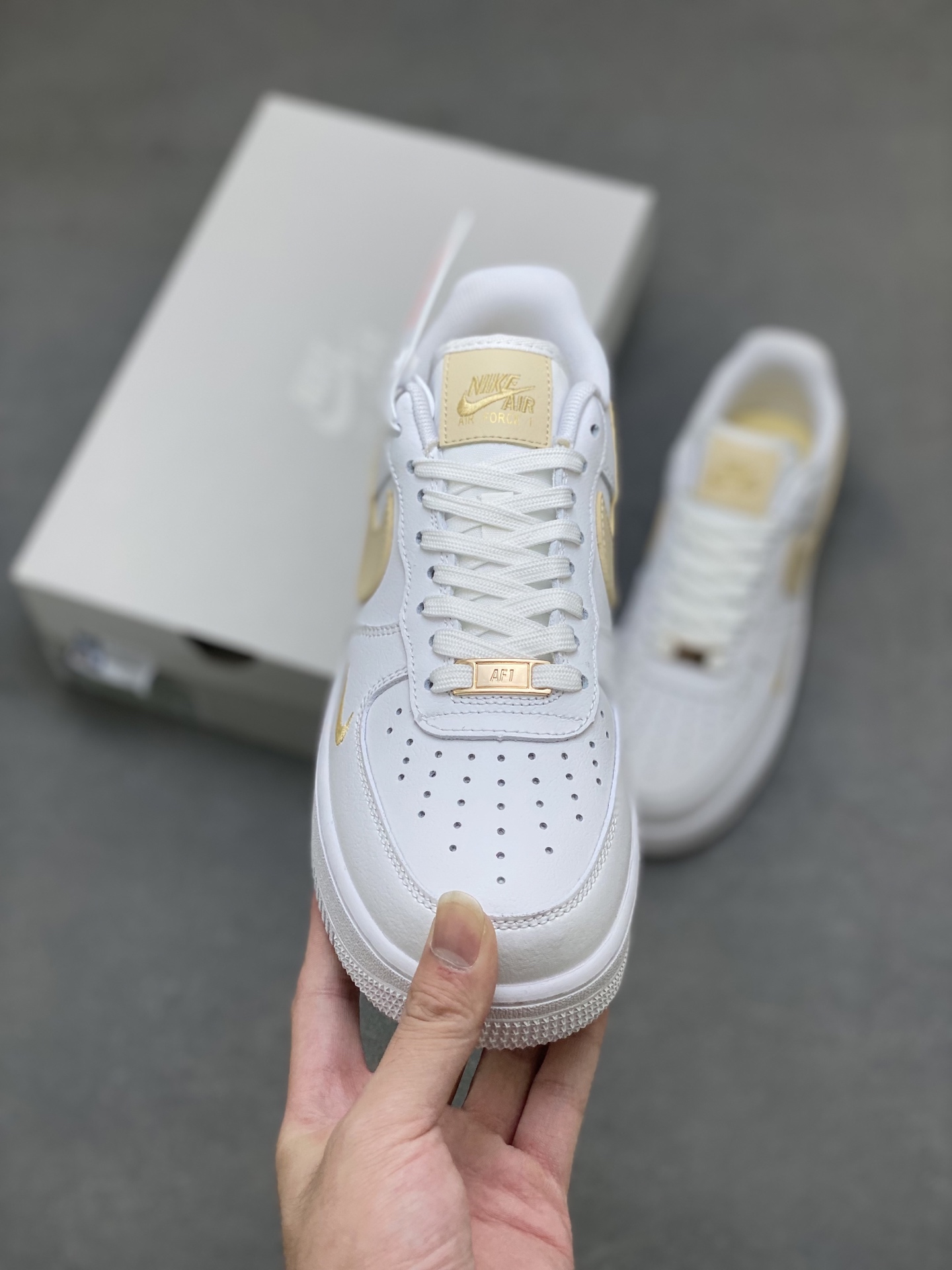 Nike Air Force 1 Low White Gold Honeycomb Cushioning - CZ0270-105 3 i1758471015929 5025 0 1