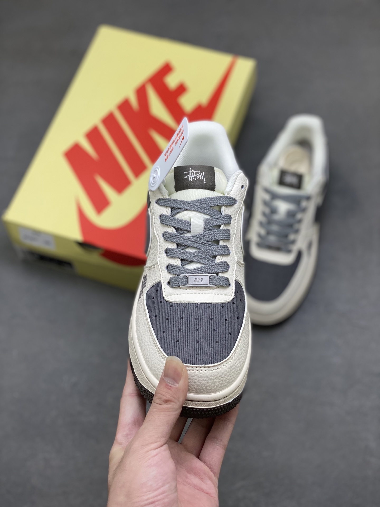 Nike Air Force 1 '07 Low Stussy Collab Sneakers Limited Edition Shoes 3 i1758558006208 3008 0 1