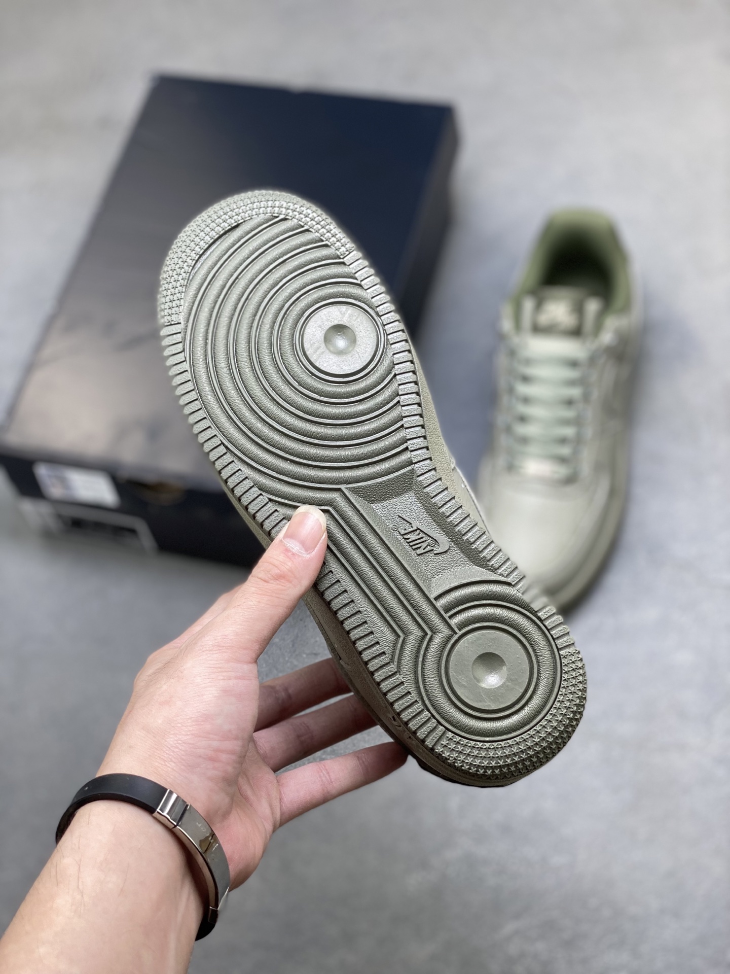 Nike Air Force 1 '07 Low Olive Green Casual Sneakers HM9483-300 Limited Edition 7 i1758558097135 442 0 5