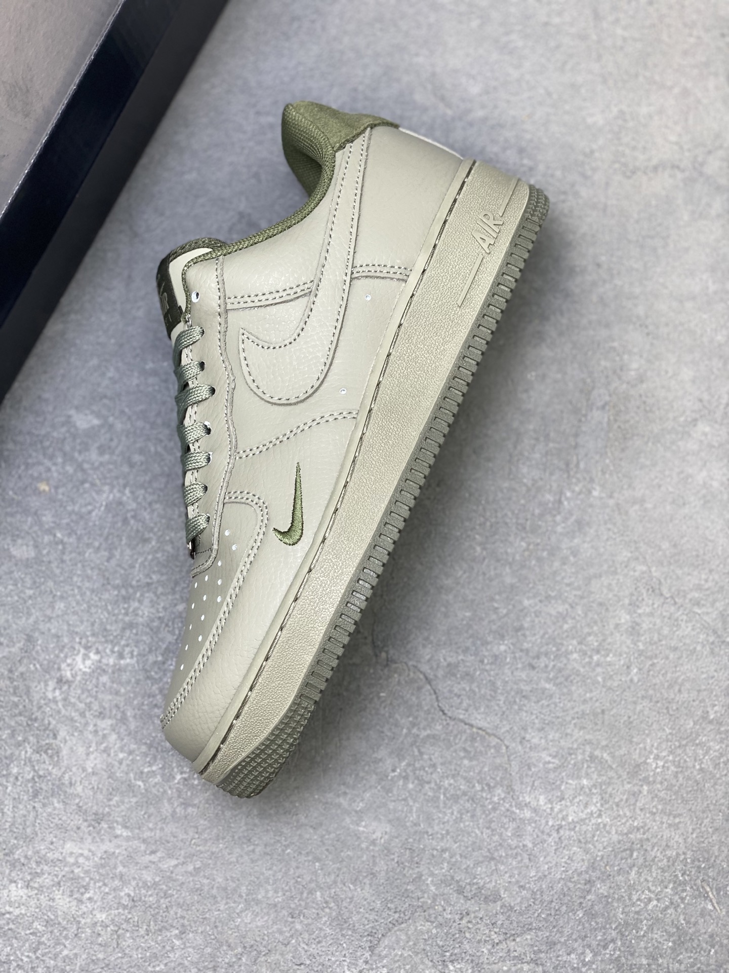 Nike Air Force 1 '07 Low Olive Green Casual Sneakers HM9483-300 Limited Edition 8 i1758558097179 8918 0 6