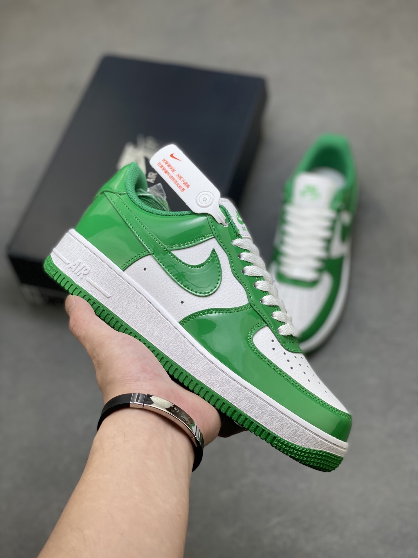 Nike Air Force 1 '07 Low Green/White Leather Sneakers - Limited Edition 2 i1758558156932 6010 0 0